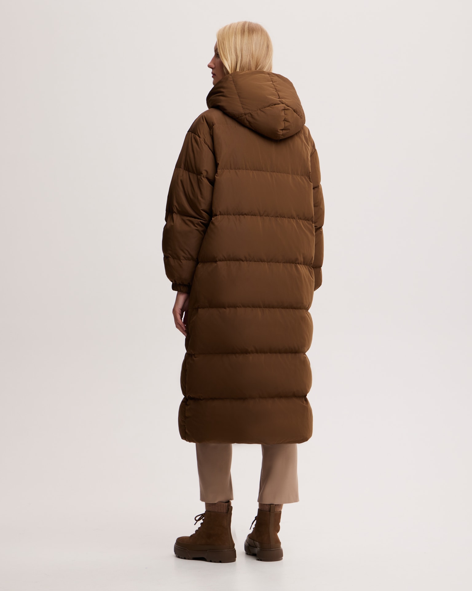 Chocolate brown puffer jacket with snap fasteners, Brown. — photo 3