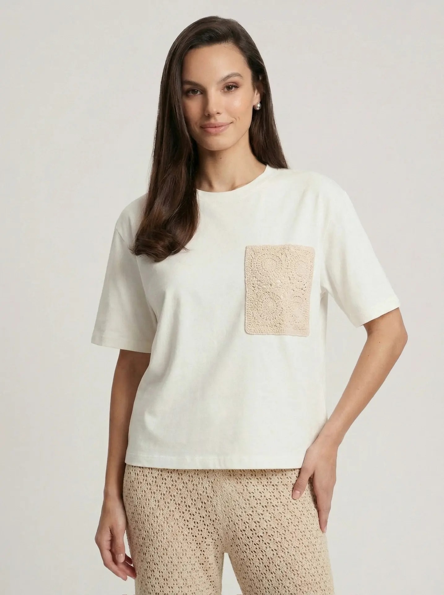 T-shirt with a crochet pocket, White — photo 2