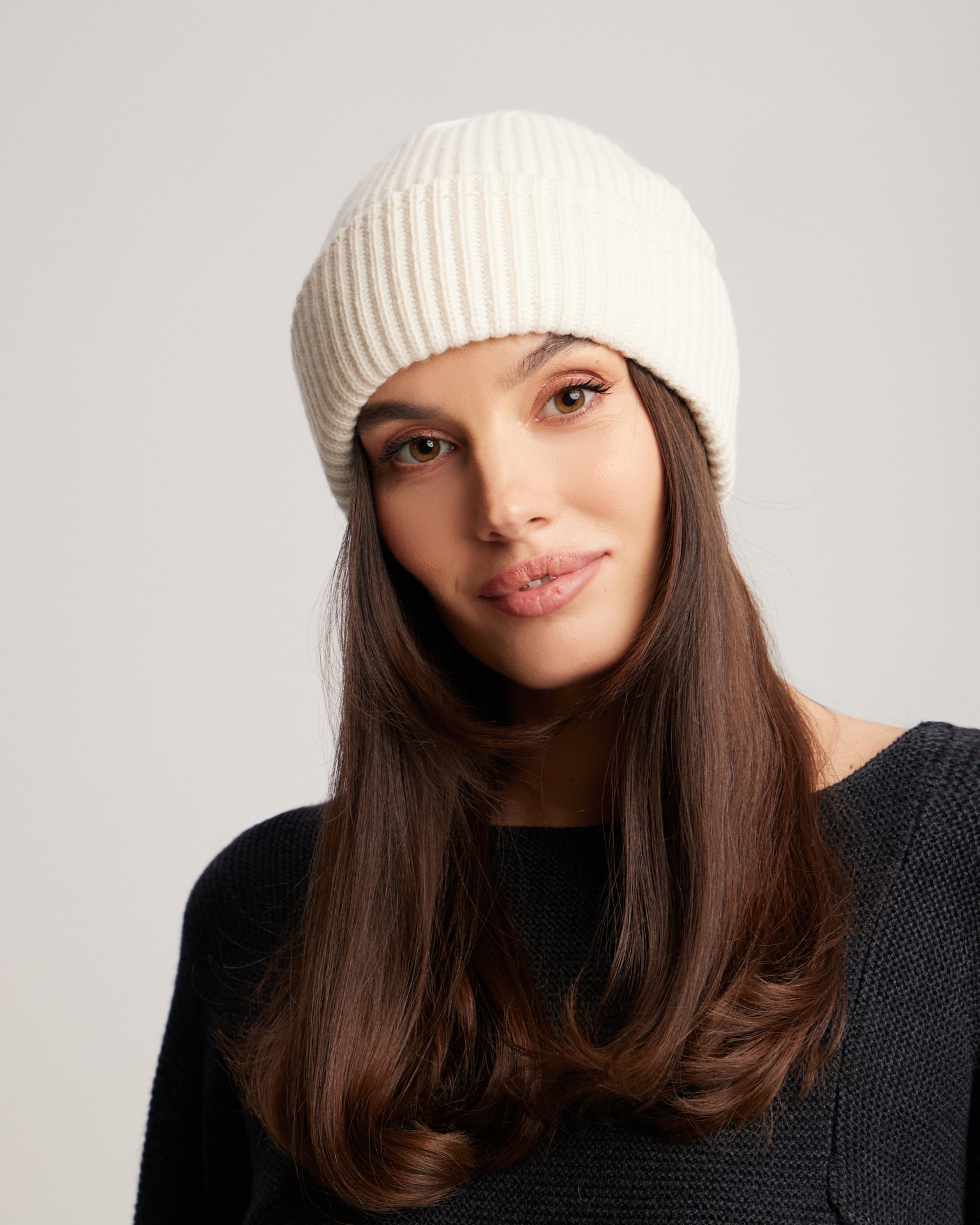 Ribbed Milk-Coloured Wool Beanie, Milky