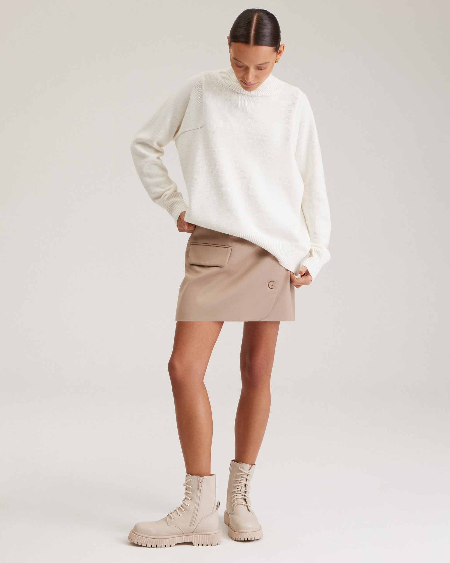 High-neck jumper in white