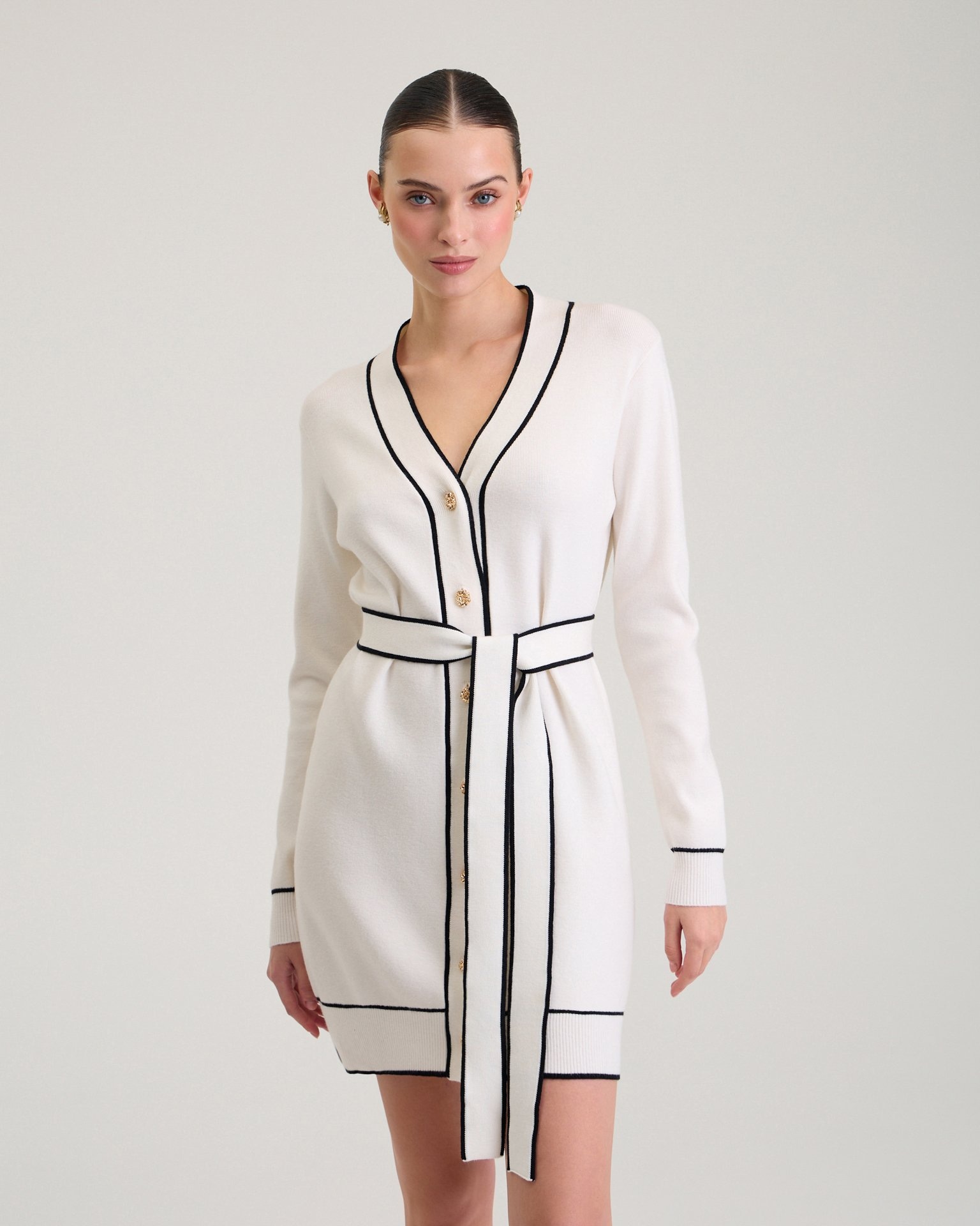 Dress with contrasting trim