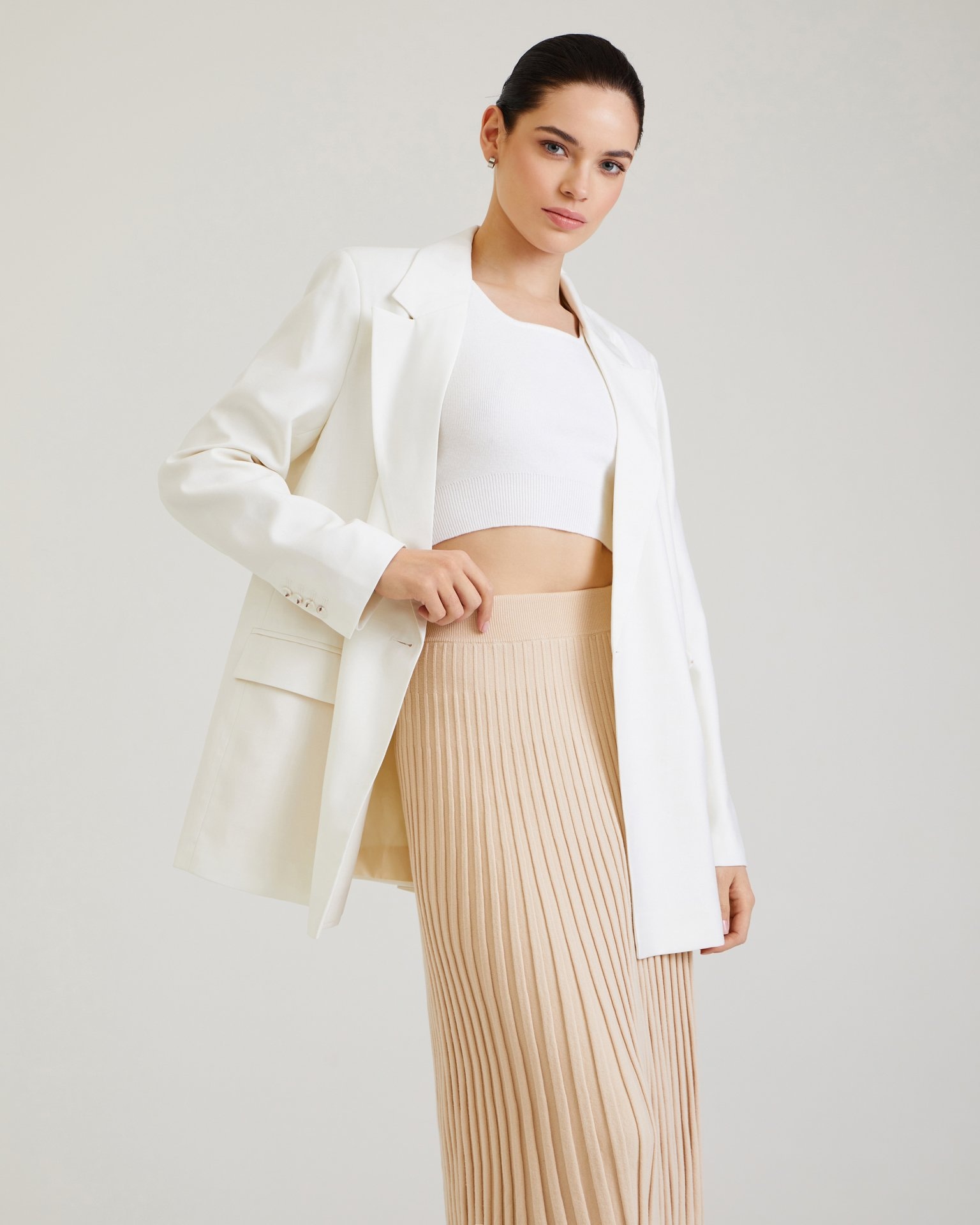 Pleated beige midi skirt