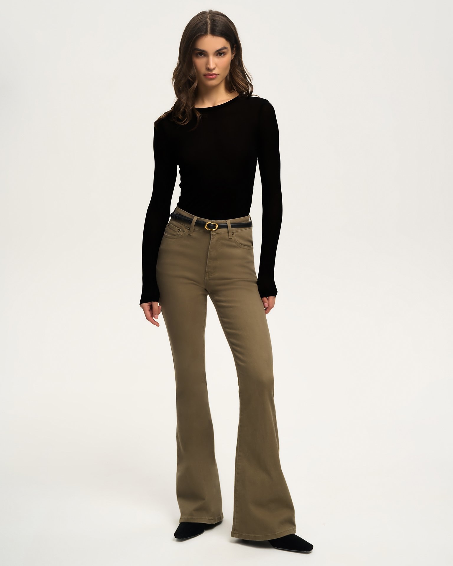 Flared jeans in khaki