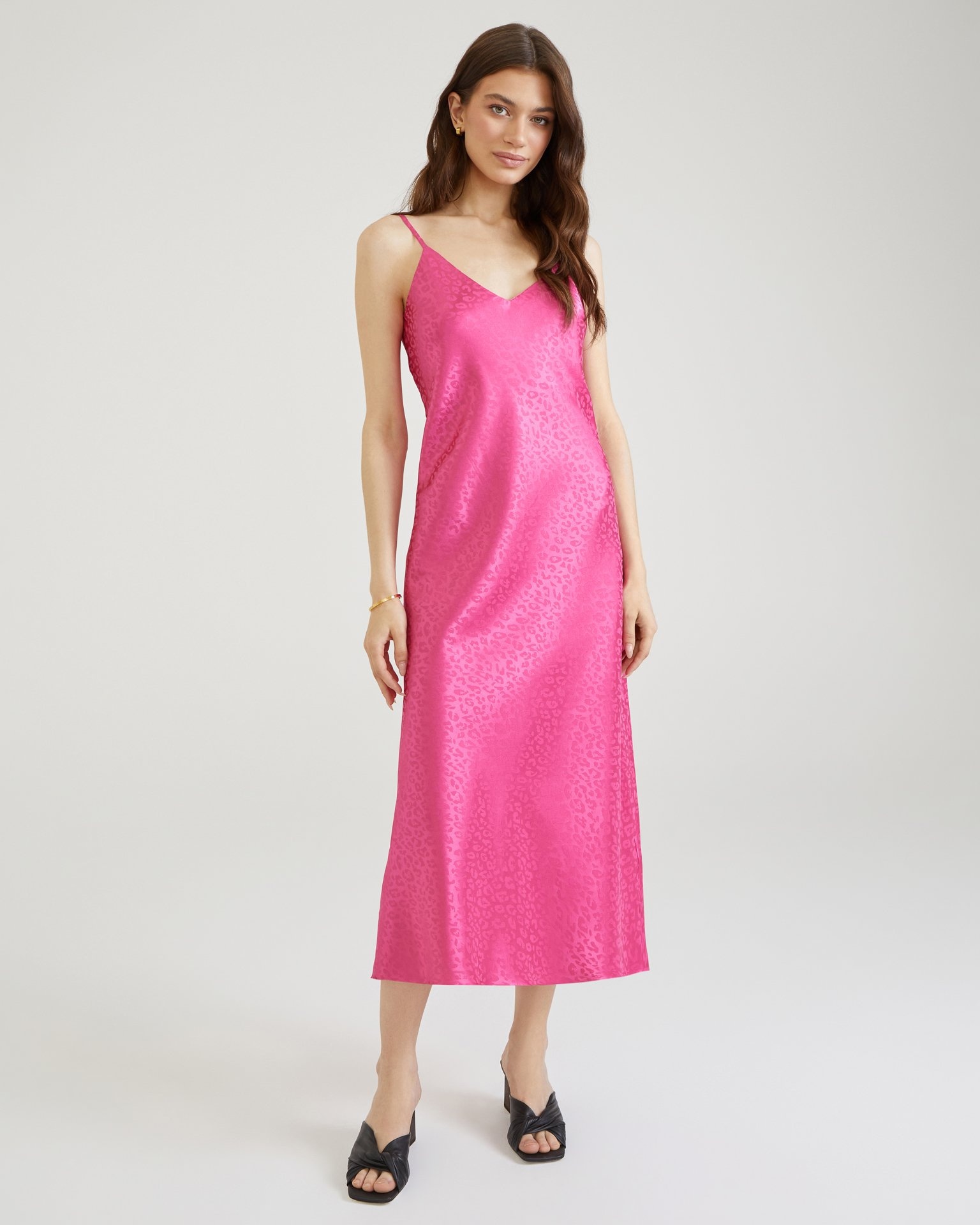 Dress in fuchsia