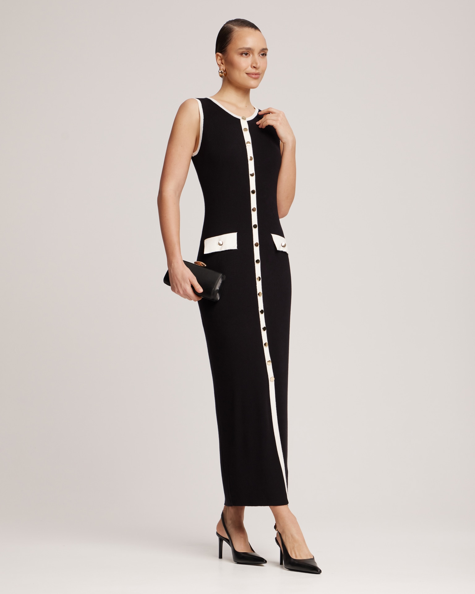 Sleeveless midi dress