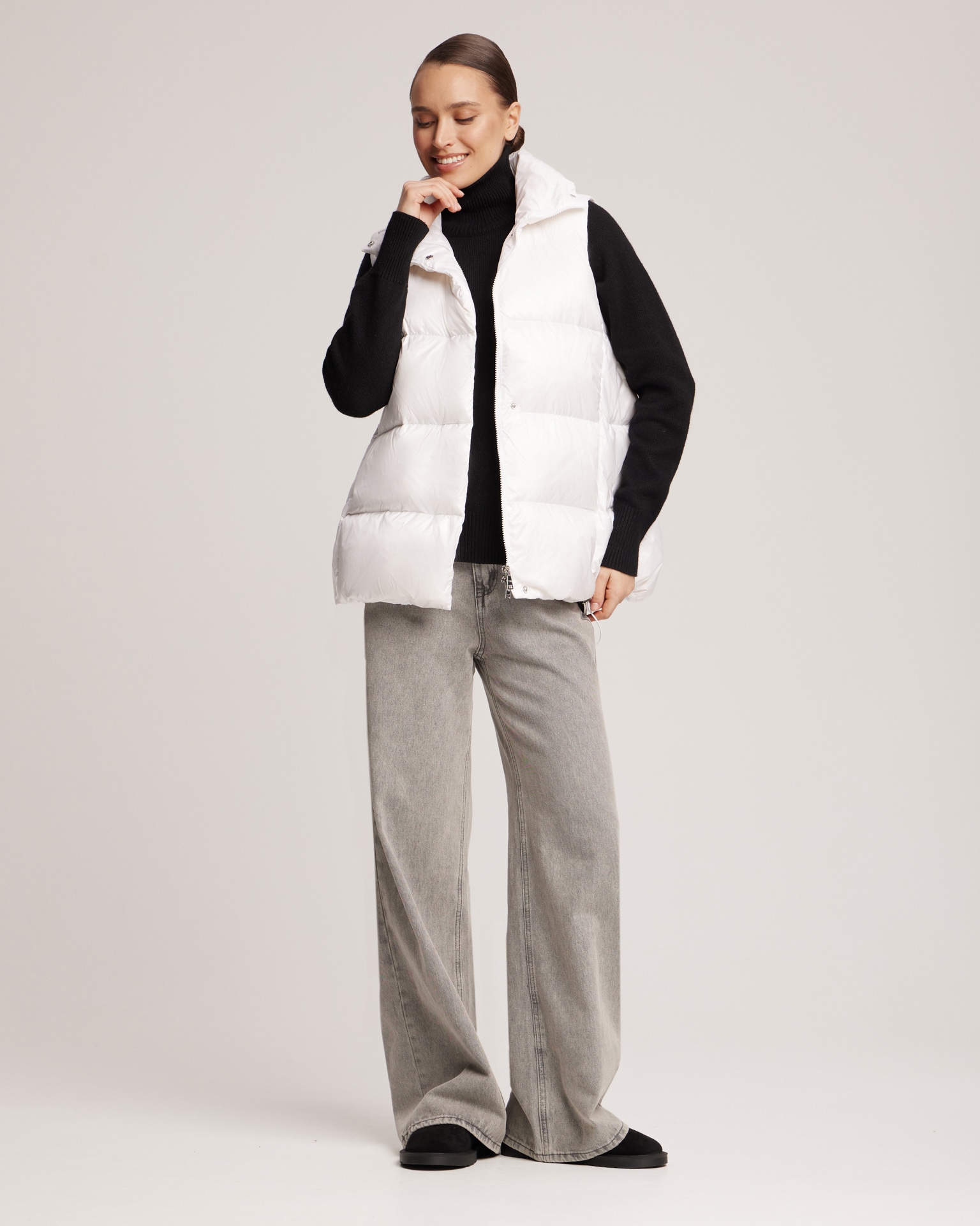 Quilted gilet with a stand-up collar