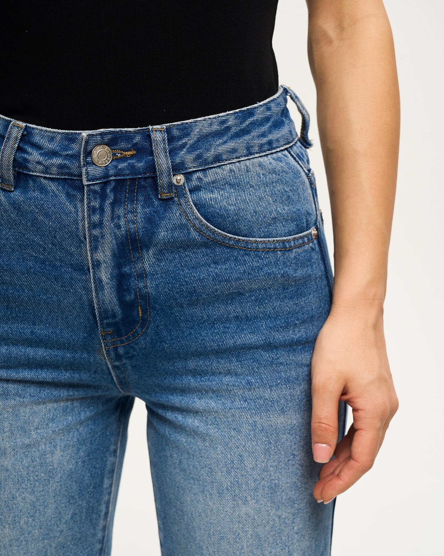 Straight-leg jeans in light blue, Blue — photo 7