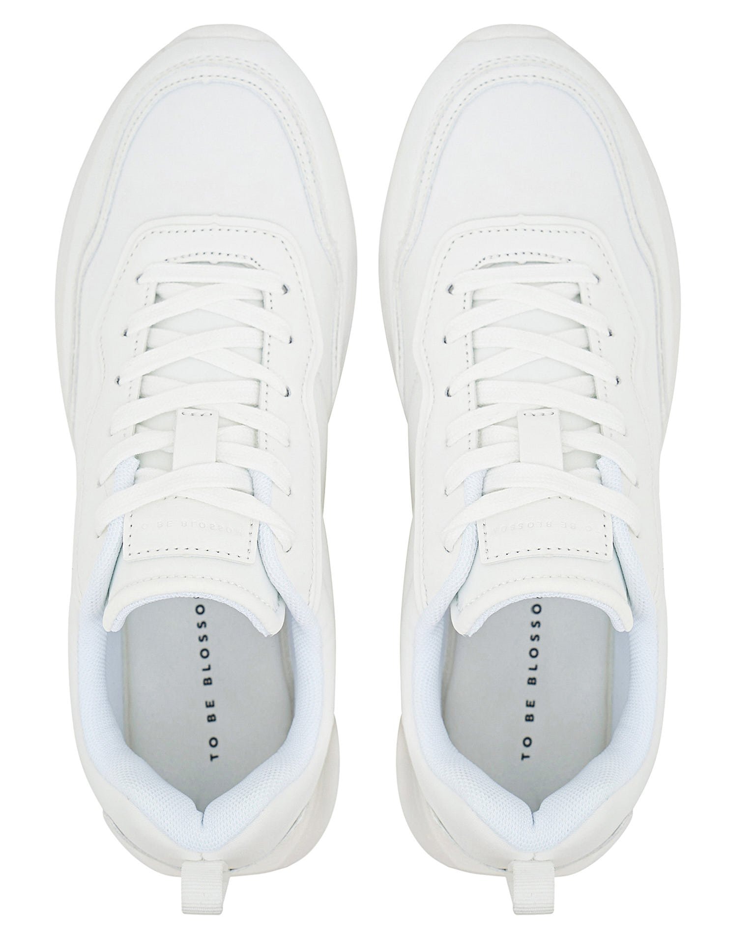 White trainers, White — photo 6