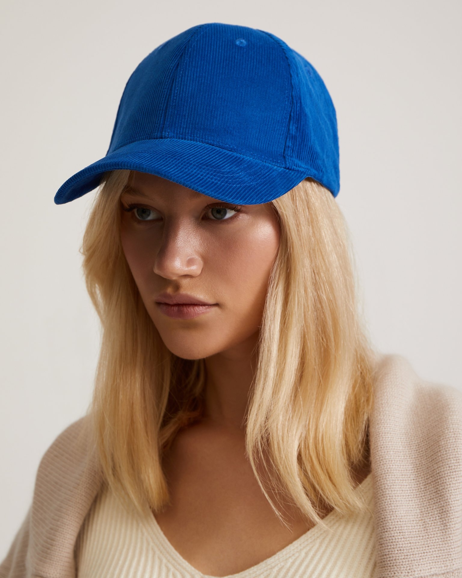 Electric blue baseball cap, Blue