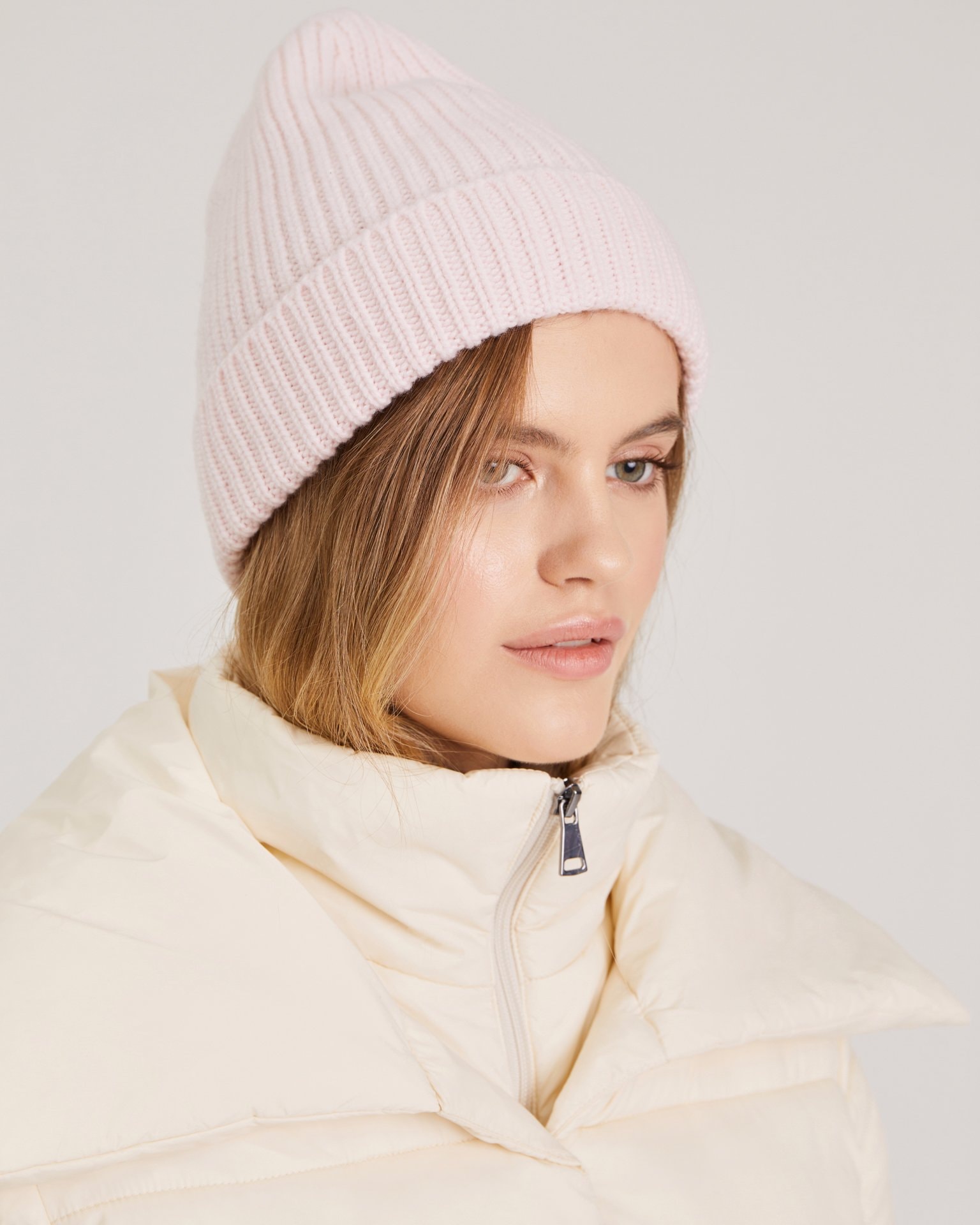 Cashmere and Wool Beanie, Pink
