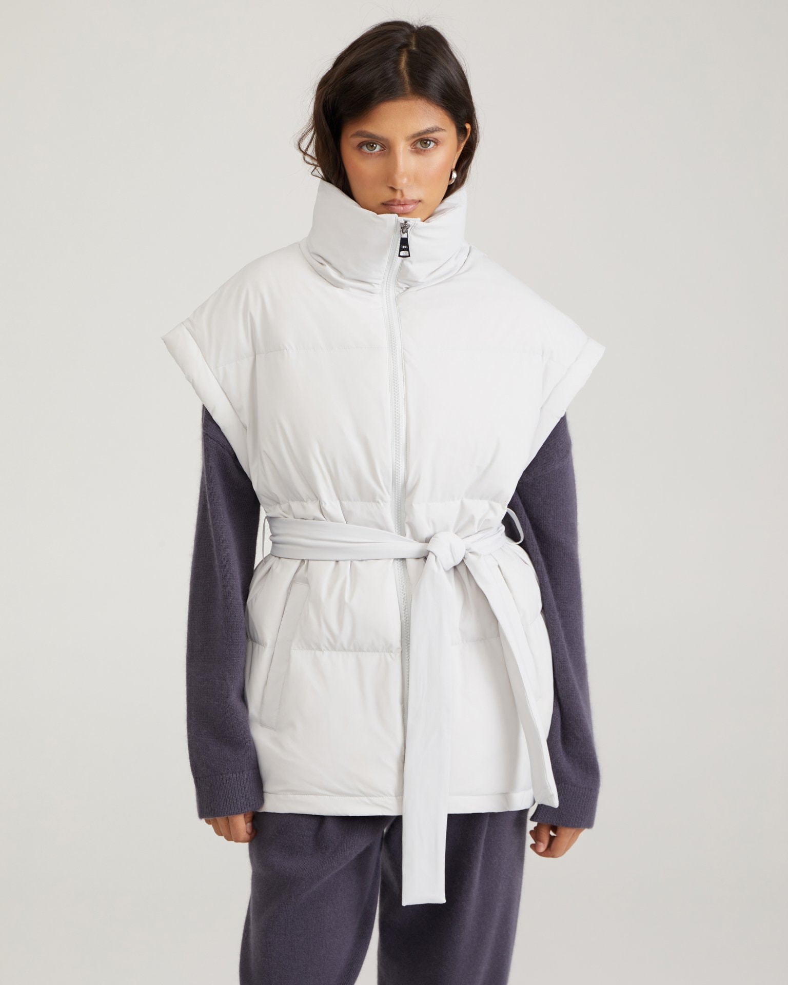 Insulated vest in grey, Grey — photo 4