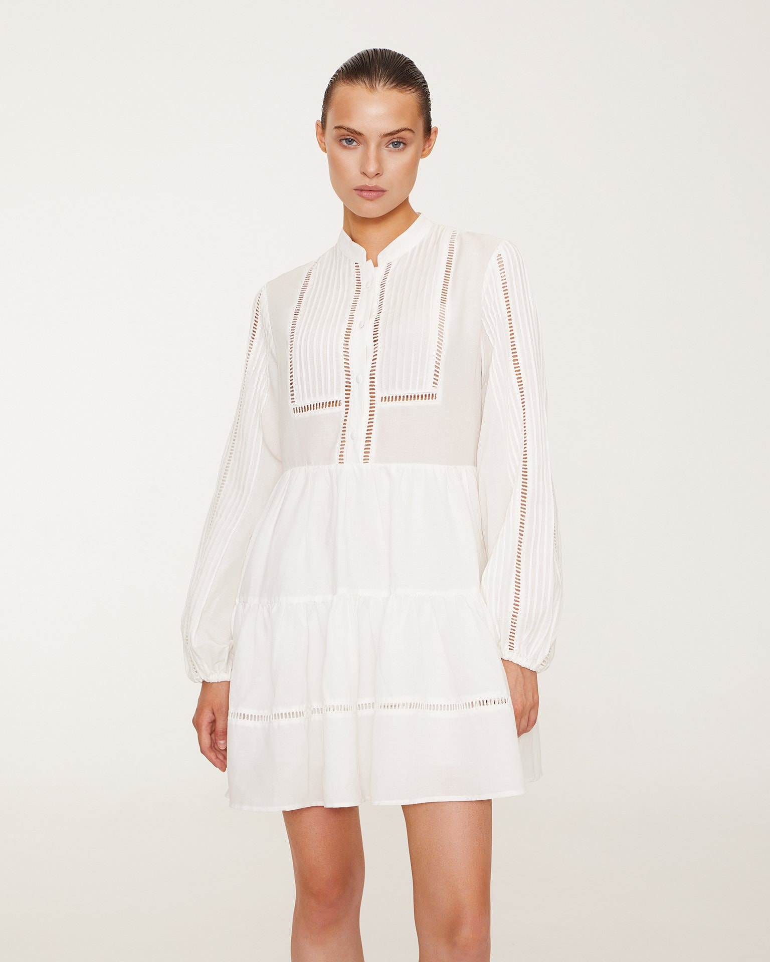 Short white dress, White