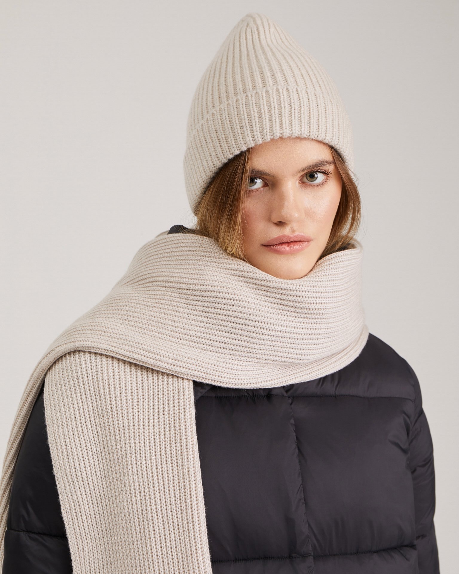 Wool and Cashmere Beanie, Beige — photo 2
