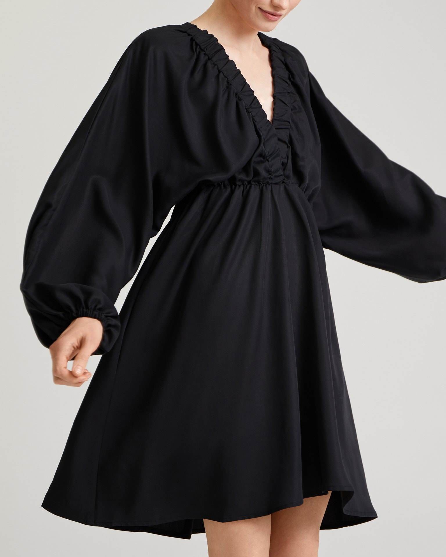 Black Dress, Black