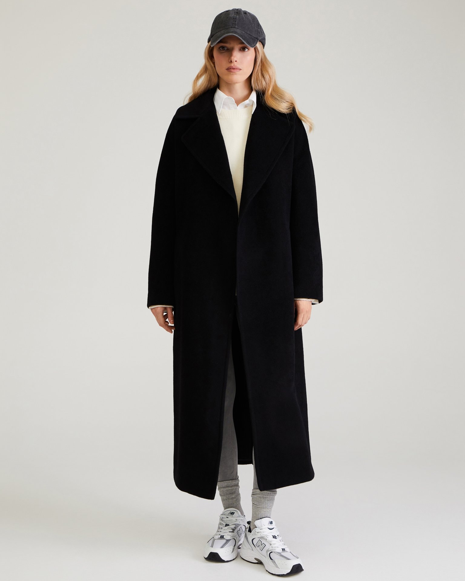 Robe coat, Black