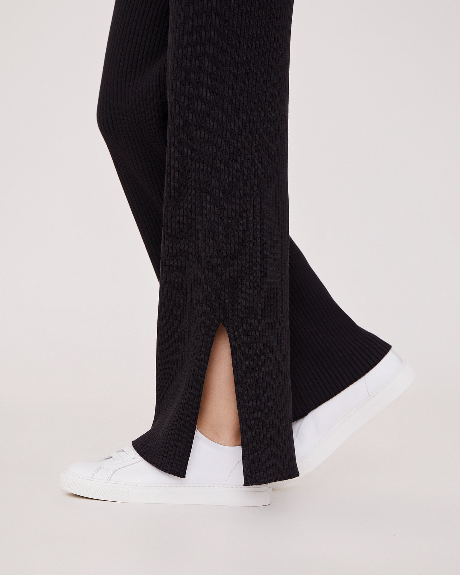 Trousers with side slits