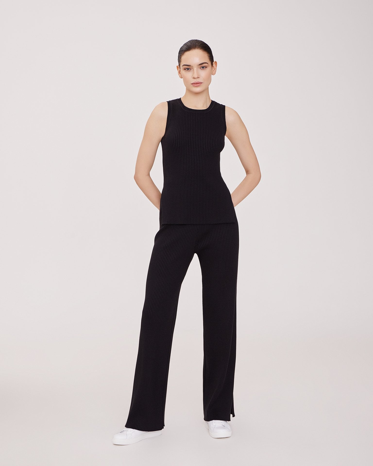 Trousers with side slits