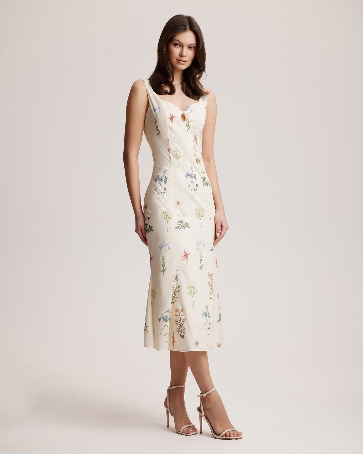Dress with Floral Print and Accentuated Bodice