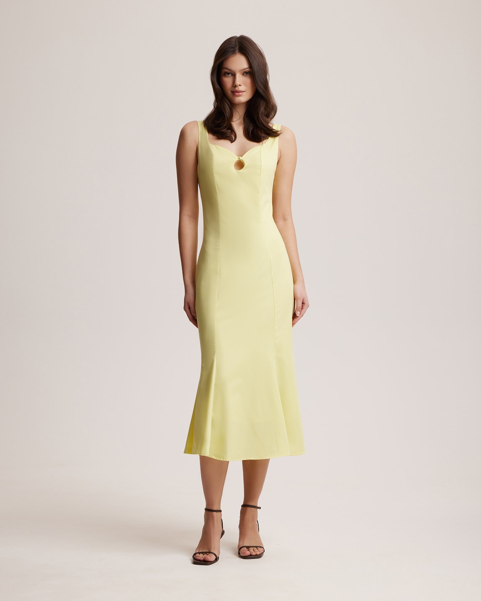 Dress with a Bodice Slit, Yellow — photo 2