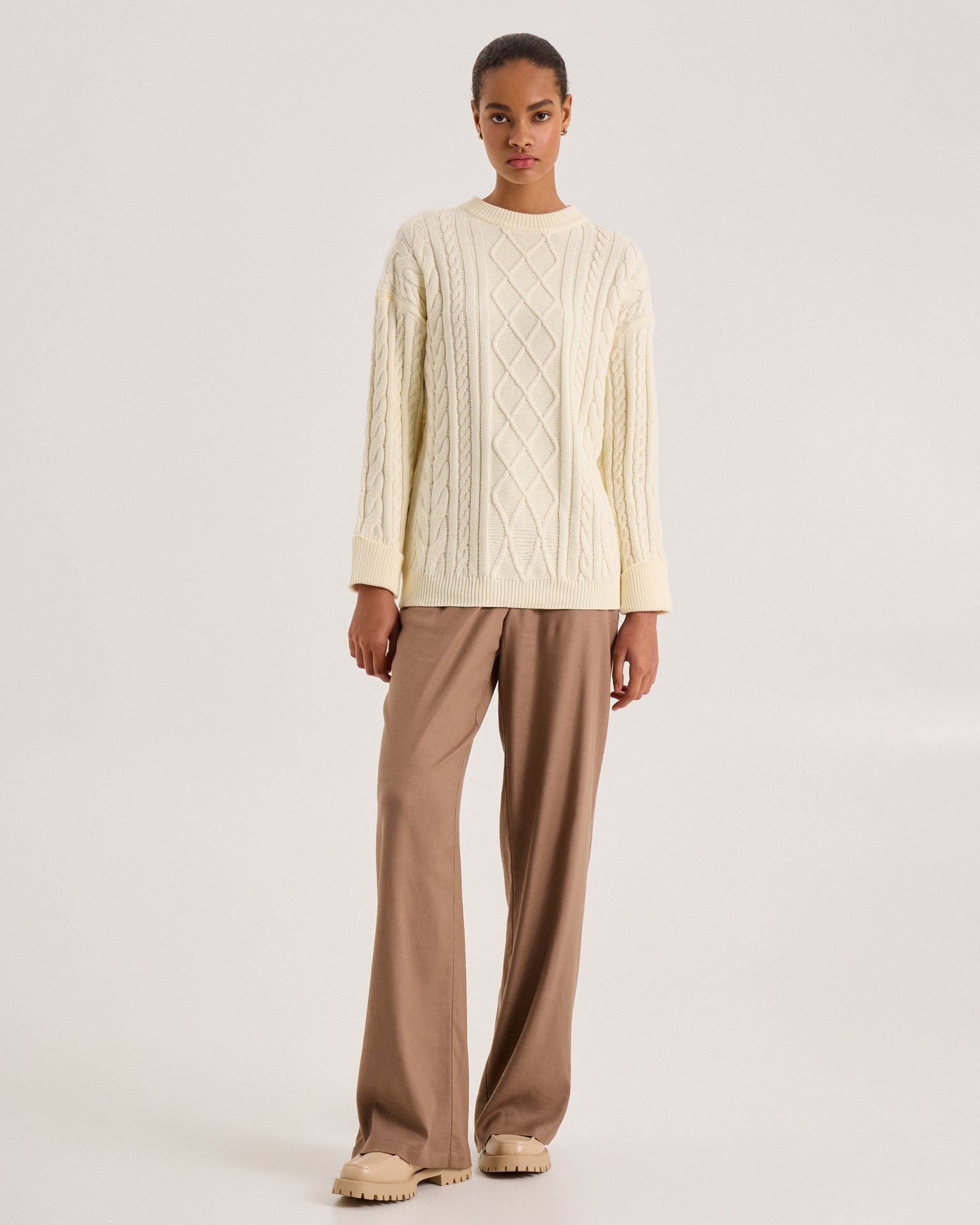 Textured jumper in cream, Milk — photo 6