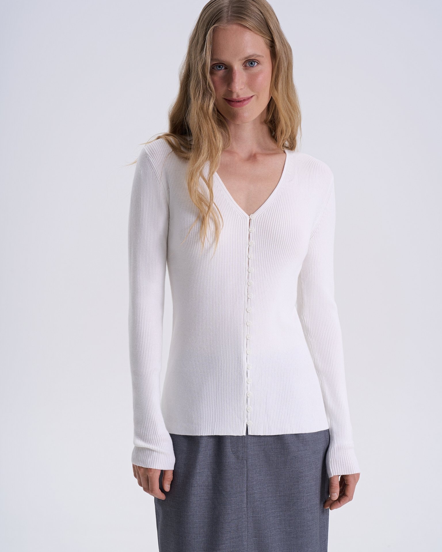 Fitted knitted cardigan, White — photo 2