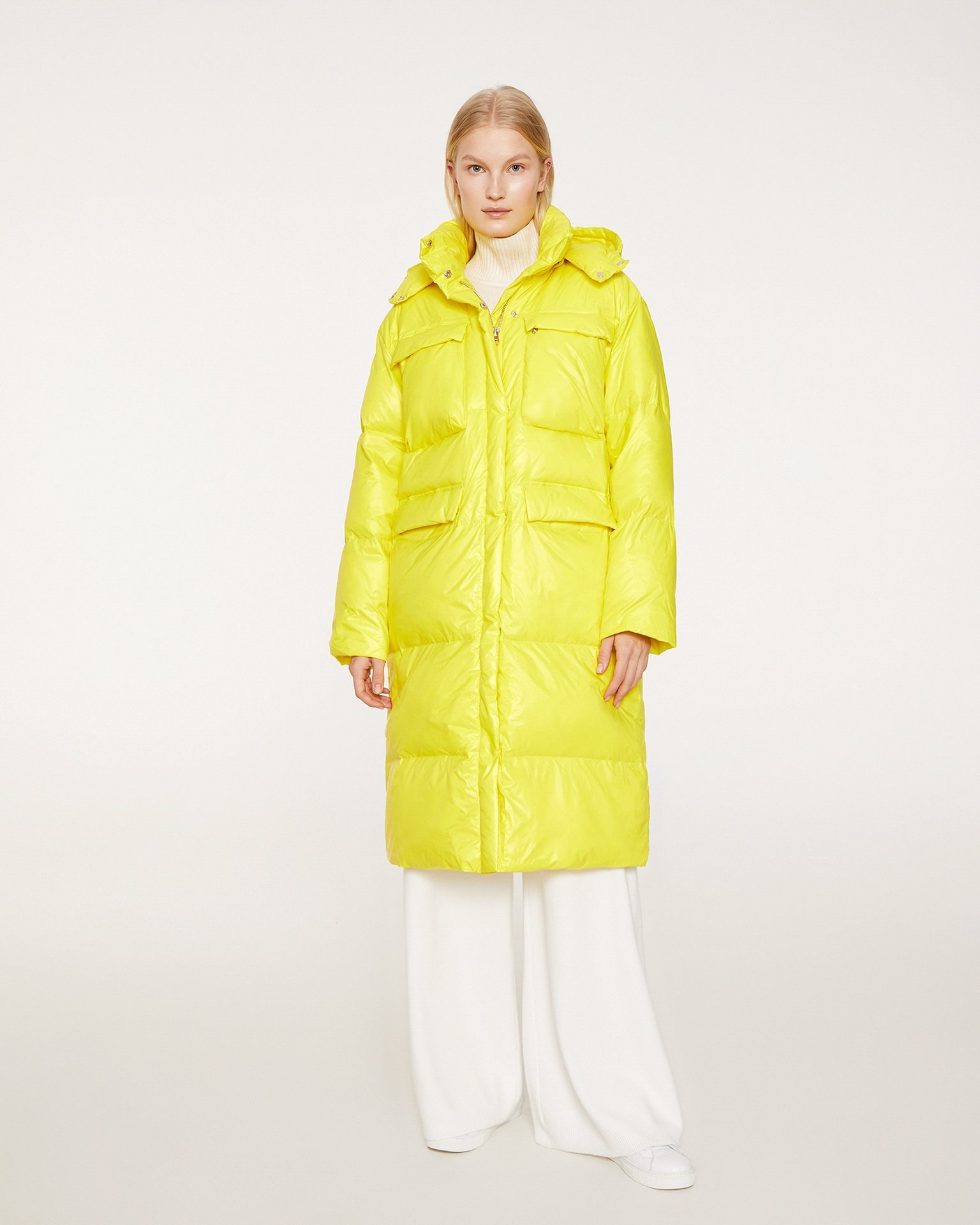 Long puffer coat in yellow, Yellow.
