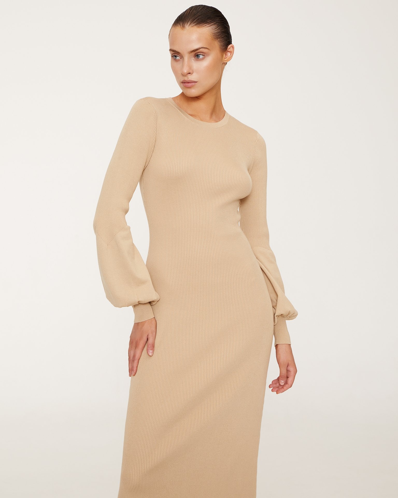 Fitted beige midi dress