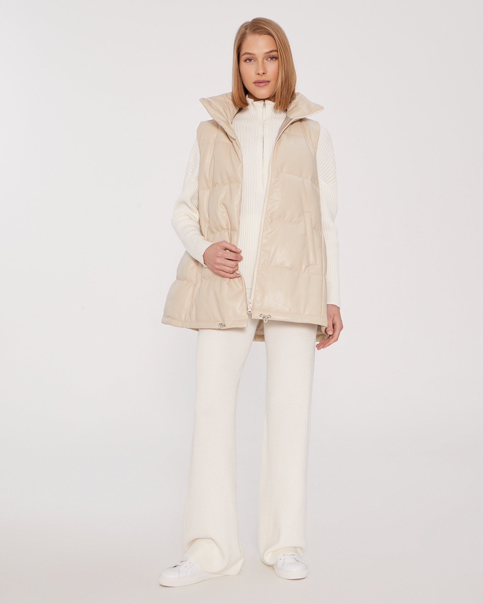 Quilted vest with a stand-up collar in cream, Cream — photo 3