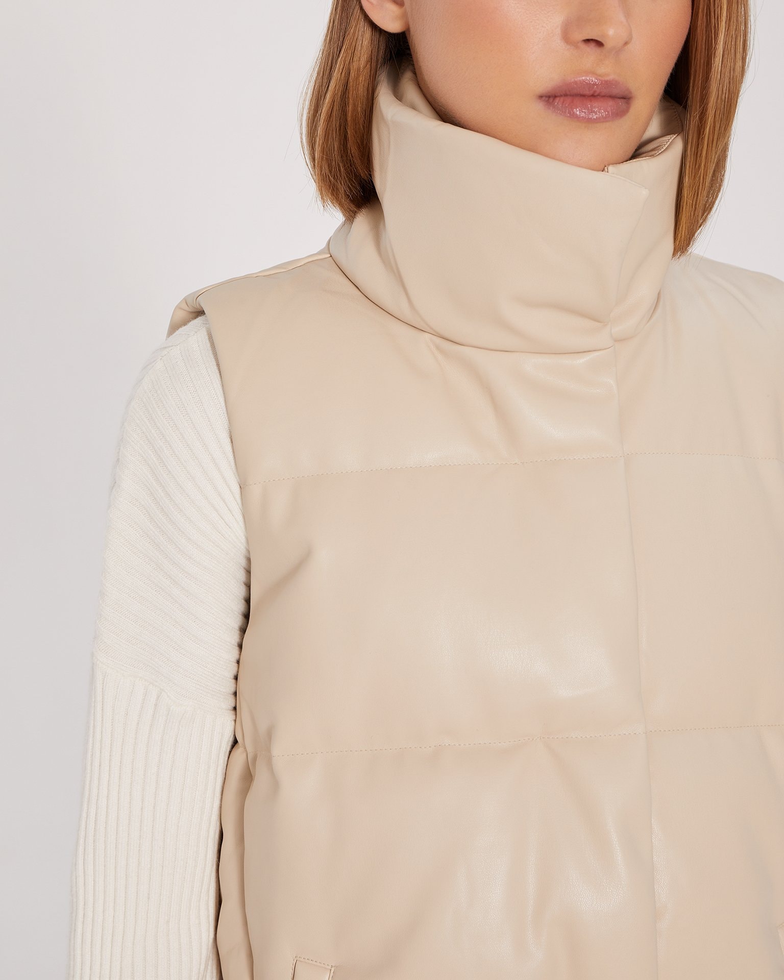 Quilted vest with a stand-up collar in cream, Cream — photo 7