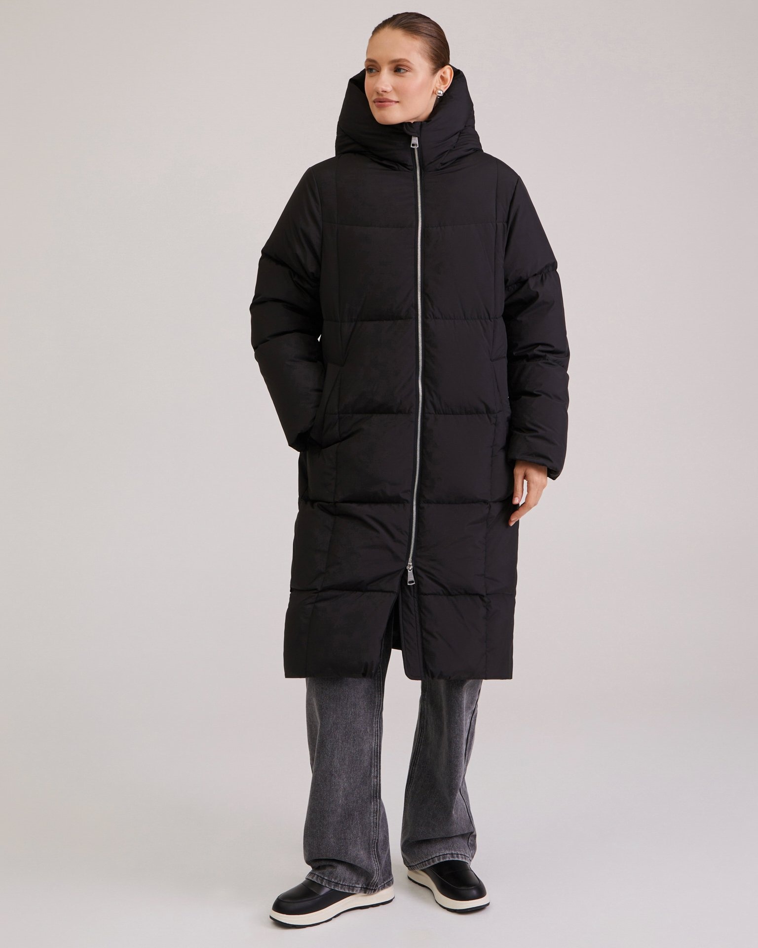 Longline black puffer coat