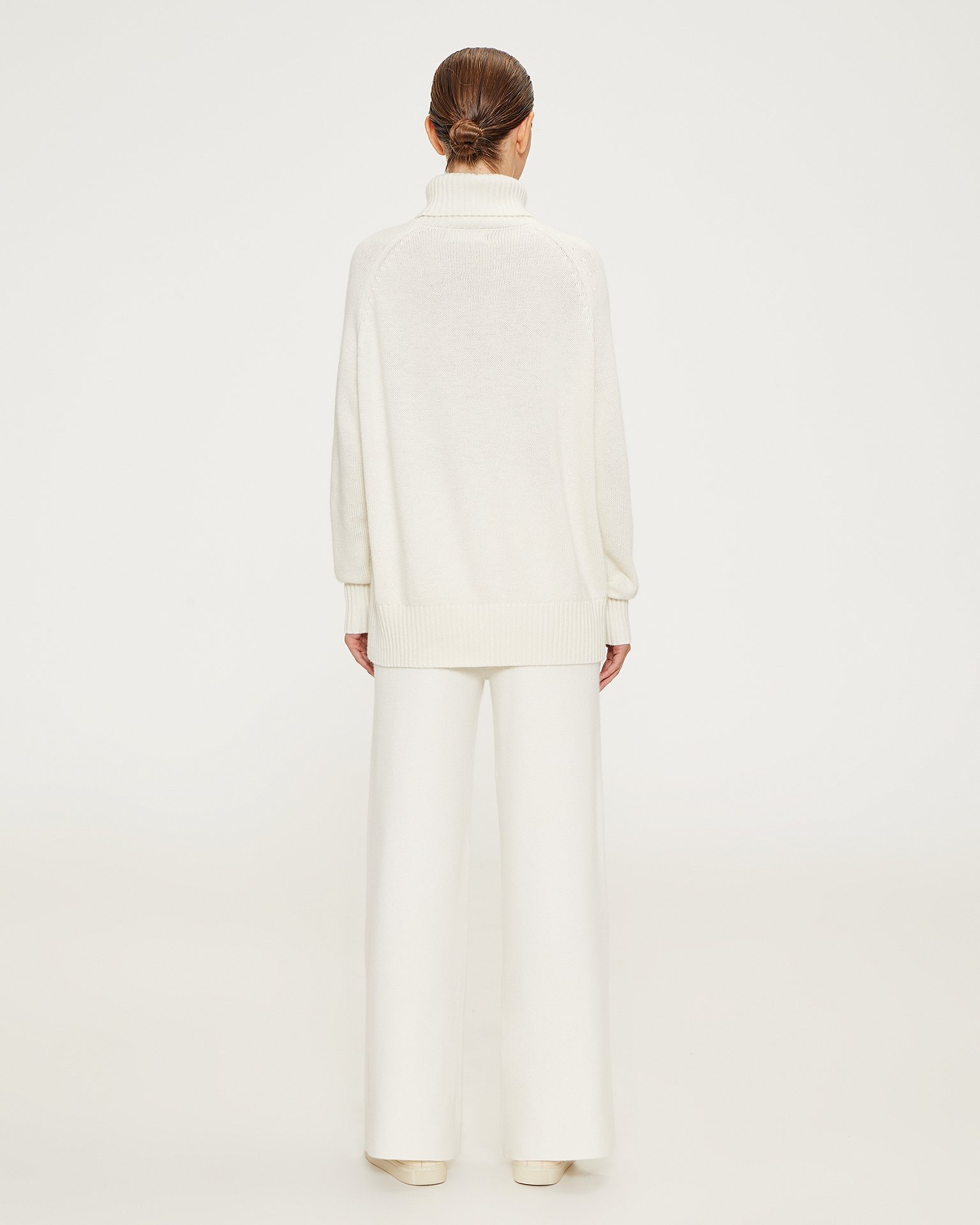A sweater and trousers set, White — photo 3