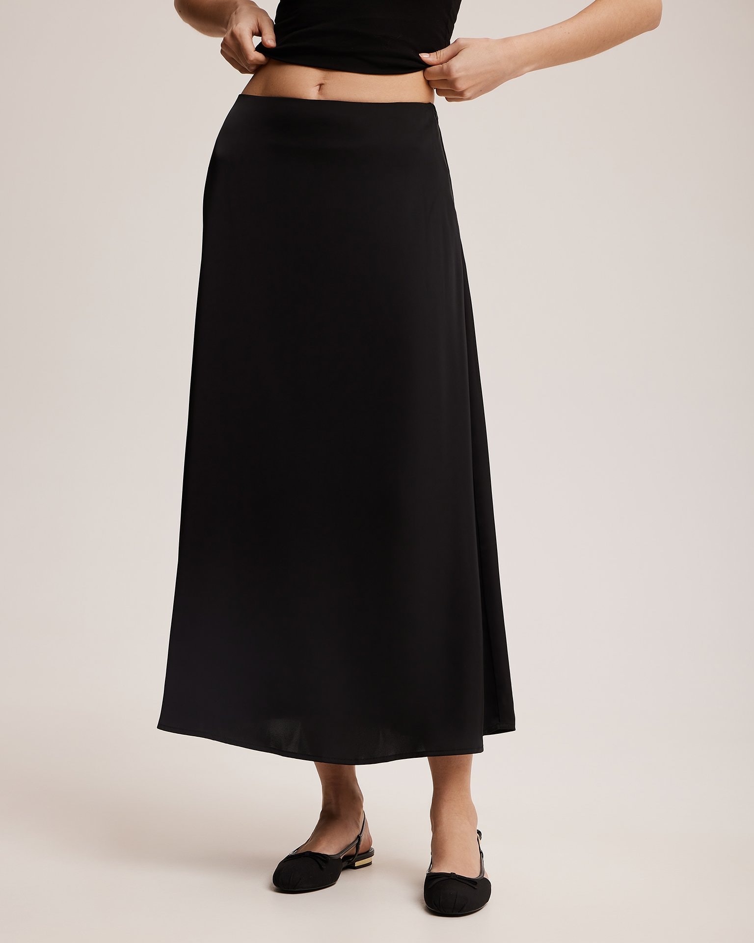 Skirt in a fluid fabric, Black — photo 5