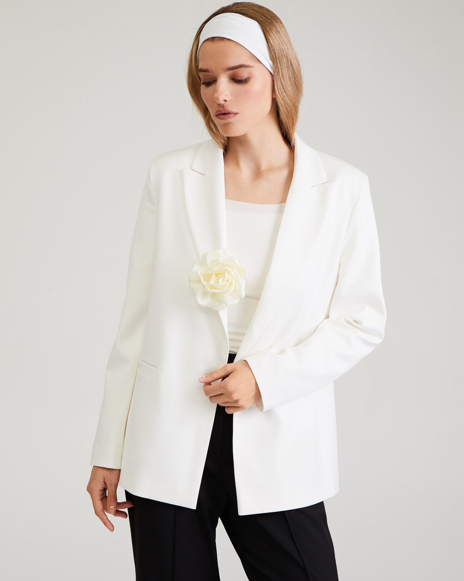 Floral accessory, White — photo 3