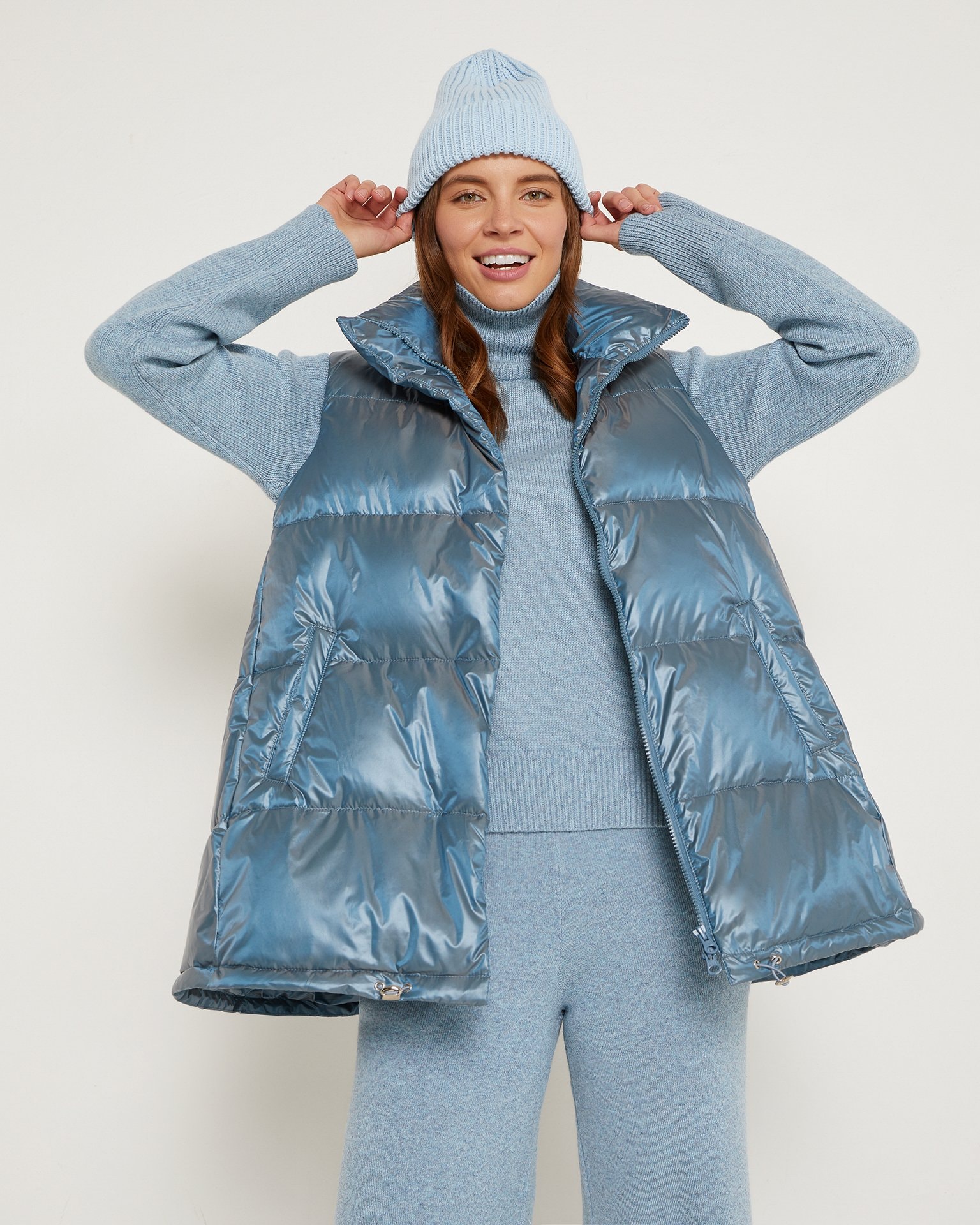 Down and feather filled vest in light blue, Grey-Blue