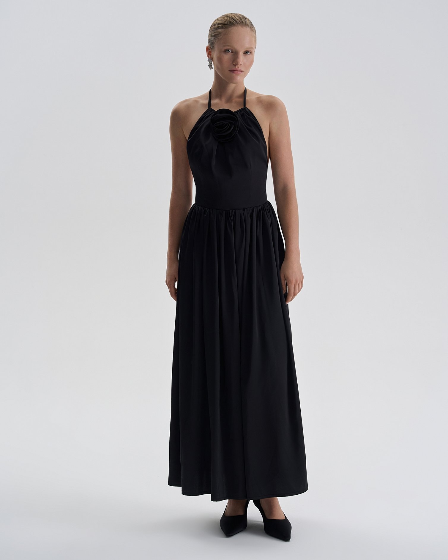 Open-back dress, Black — photo 4