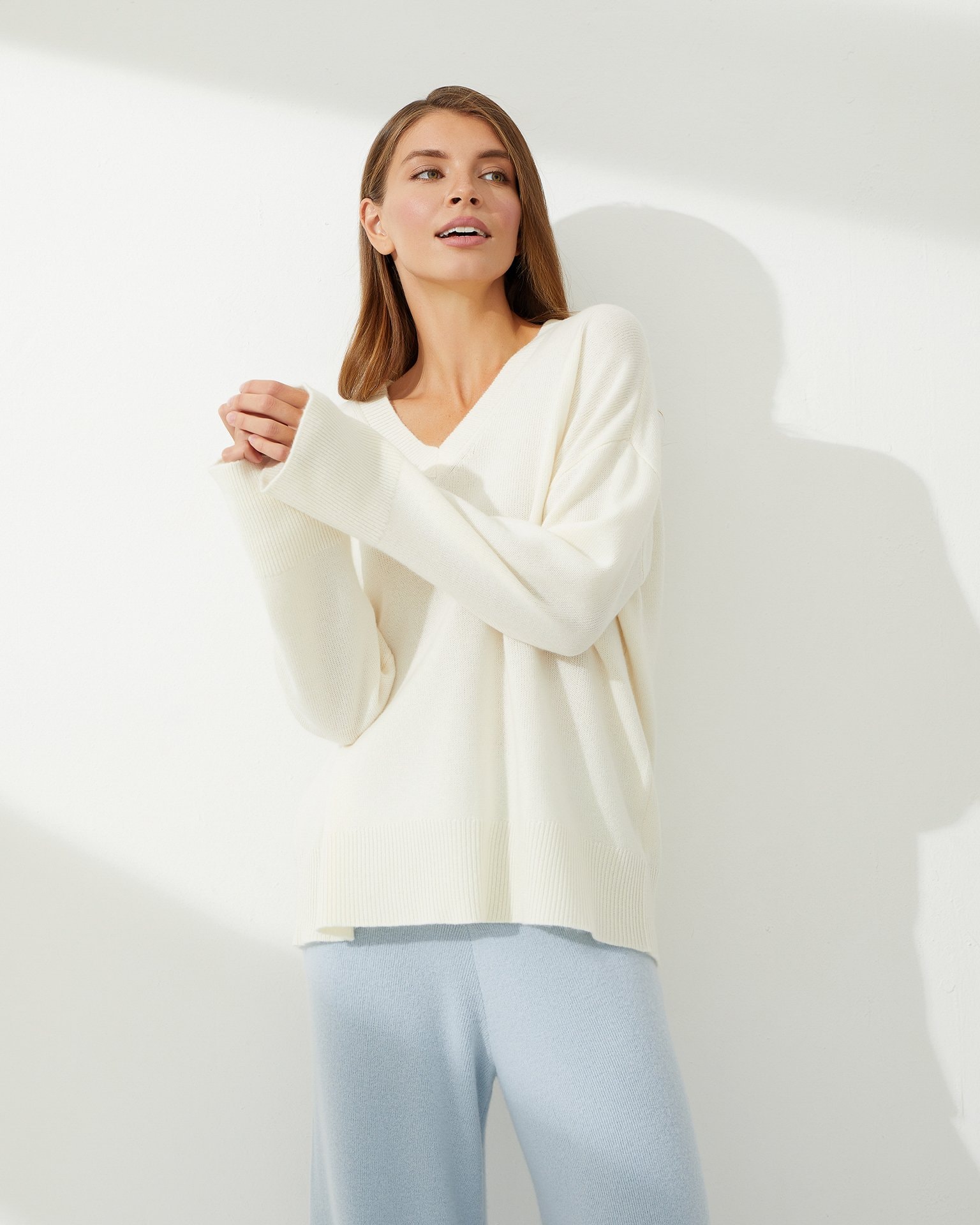Cashmere jumper in milk colour, Milky. — photo 3