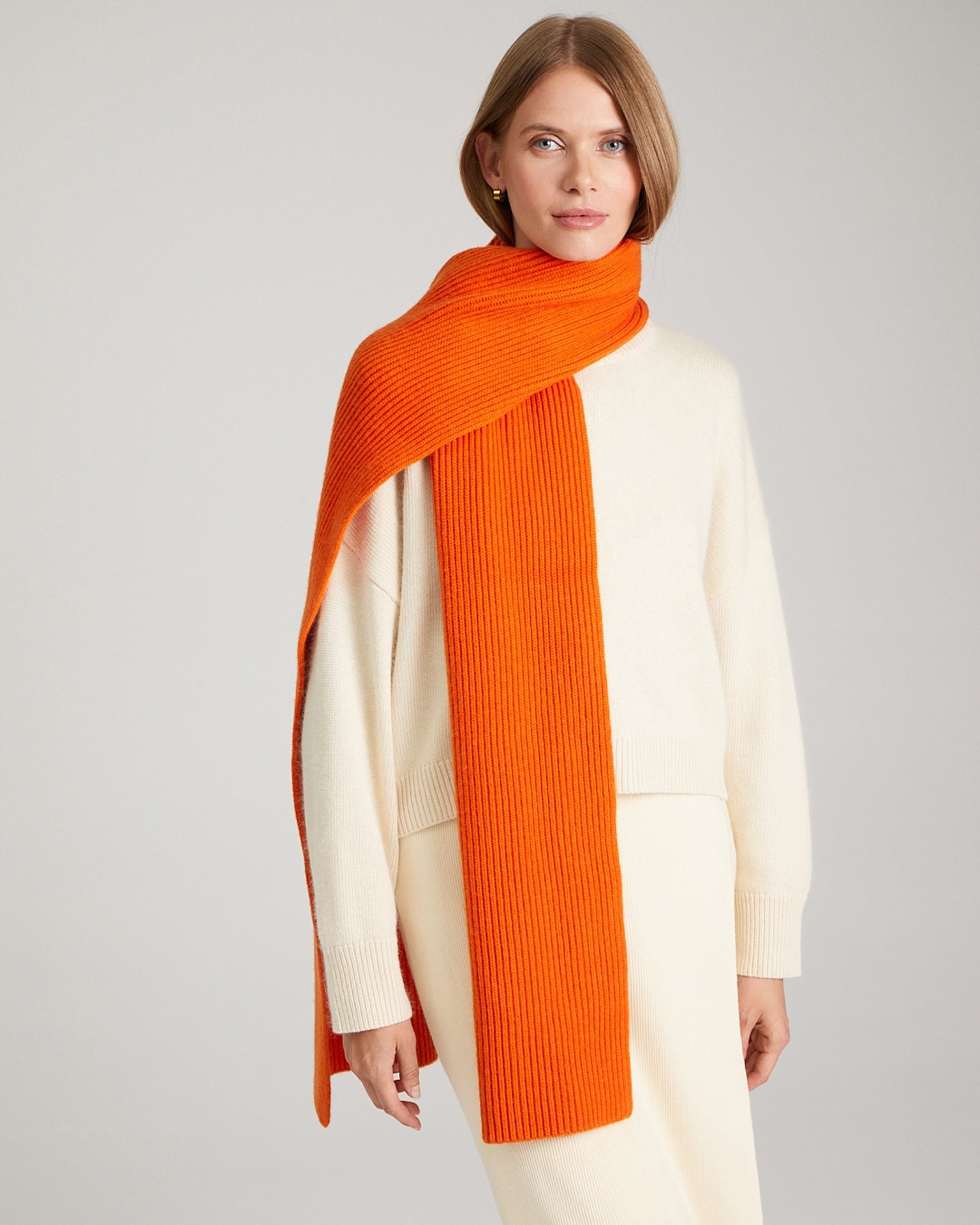 Wide scarf, Orange
