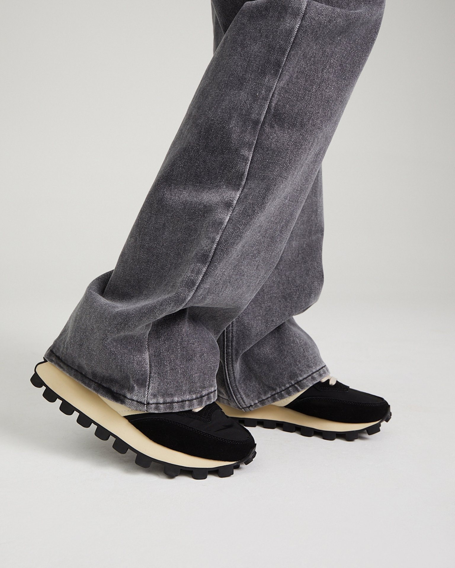 Trainers, Black — photo 4