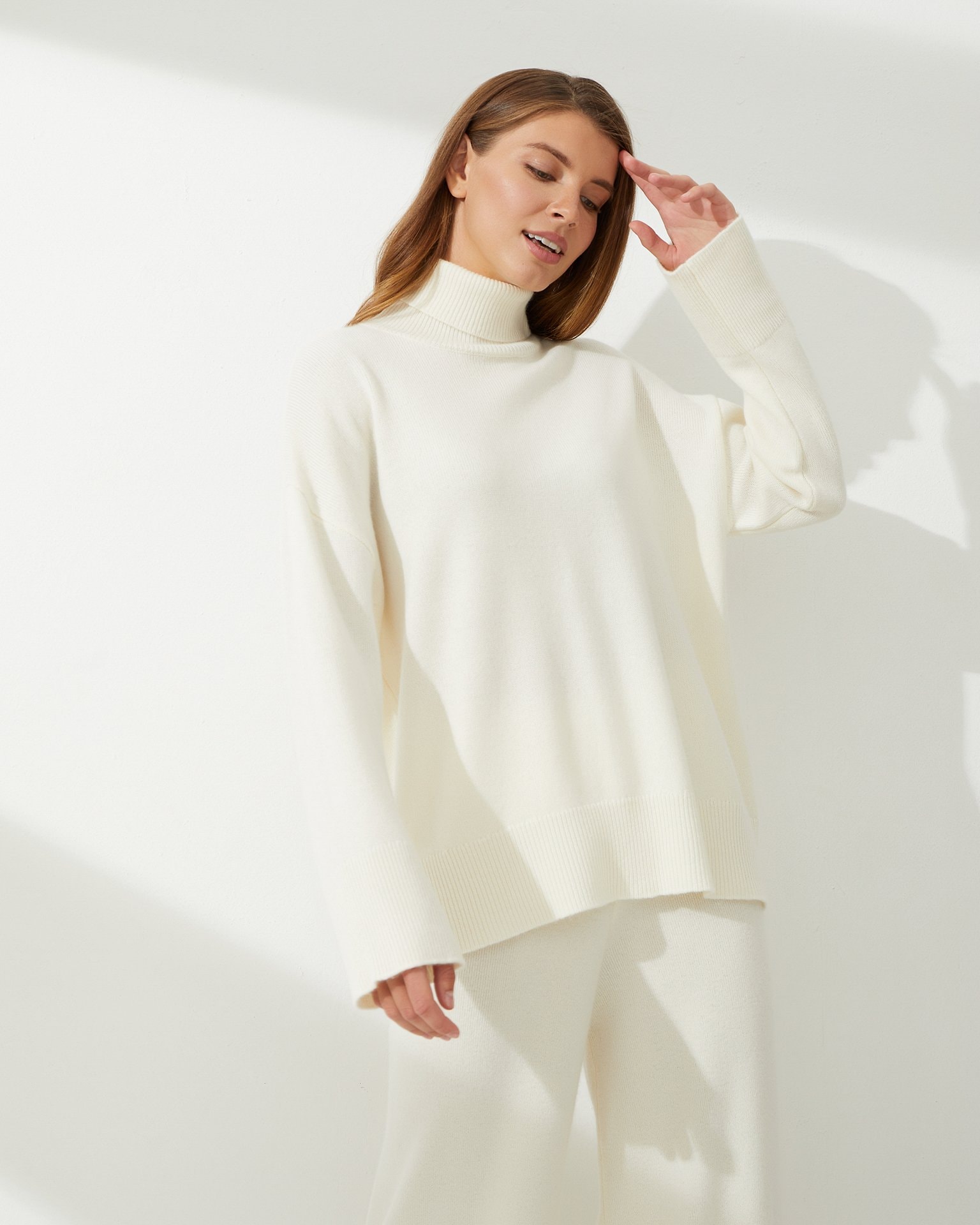 Oversized Cashmere Sweater, Milk — photo 3