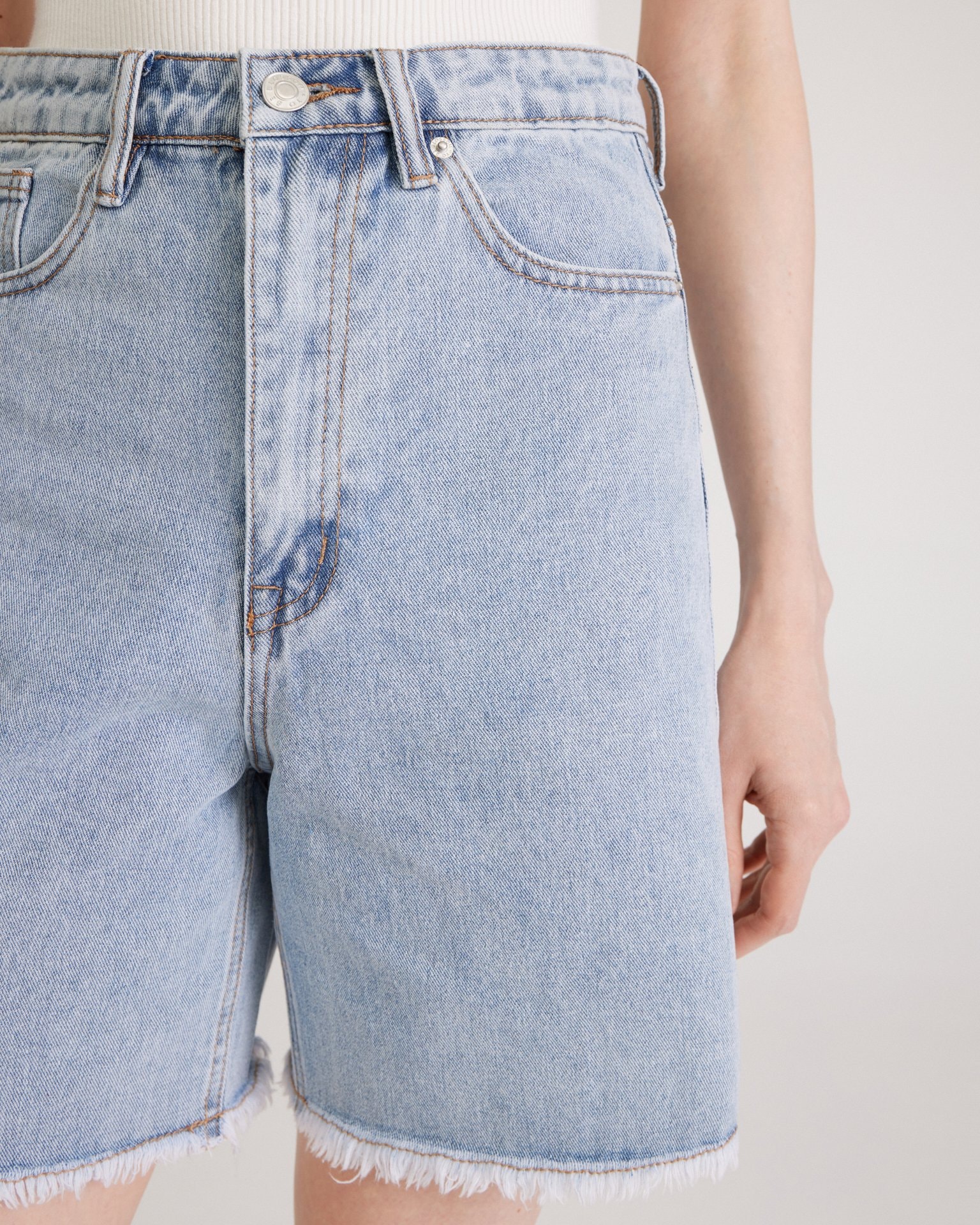 Bermuda shorts with raw hem, Azure — photo 11