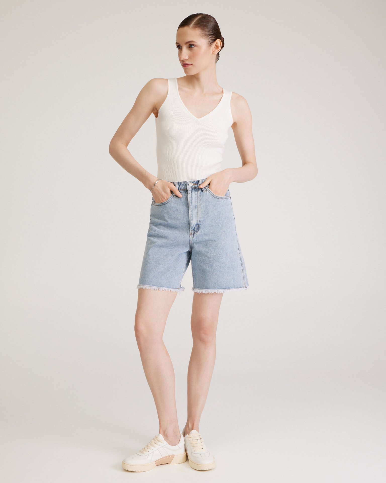 Bermuda shorts with raw hem, Azure — photo 8