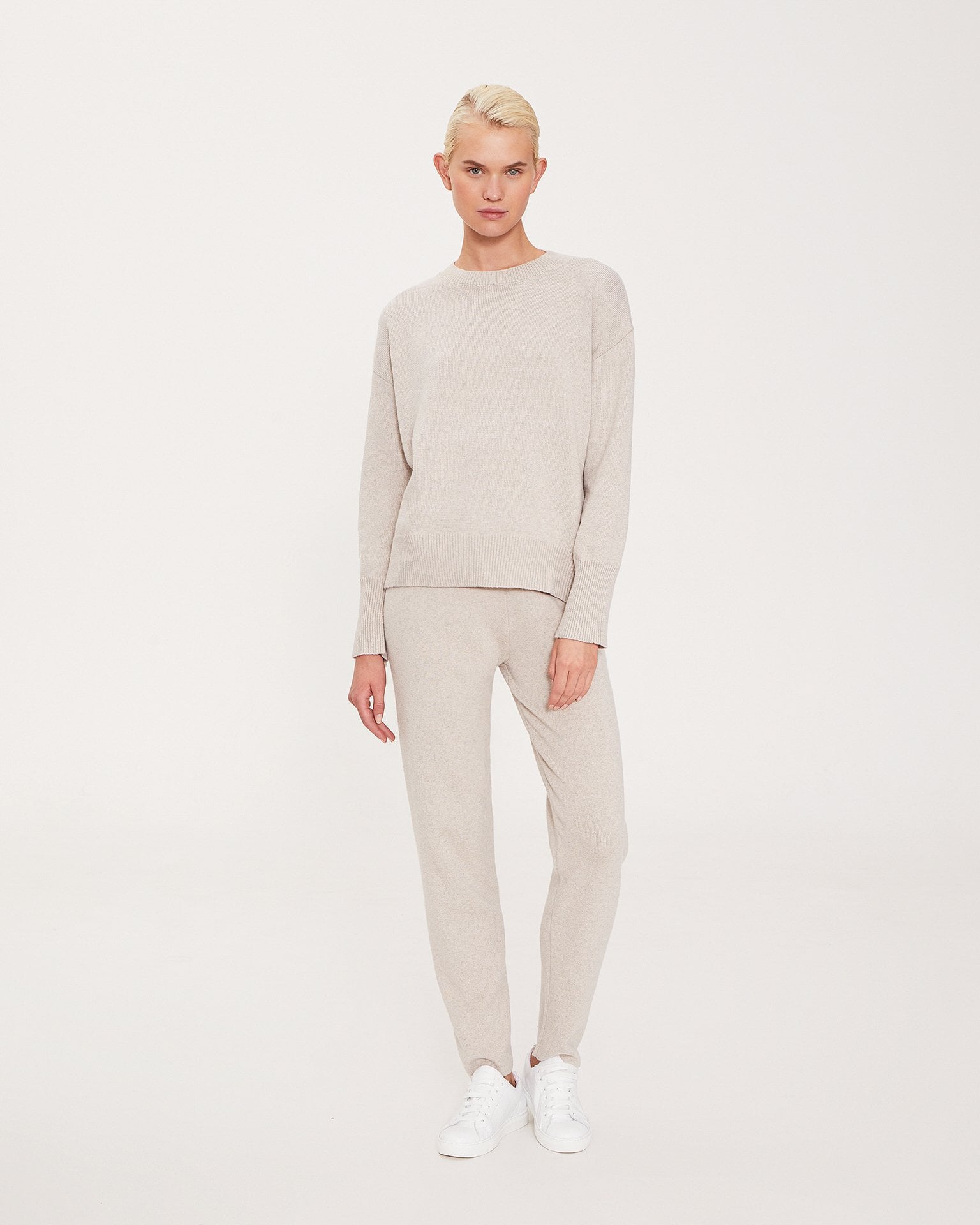 Set with a longline jumper