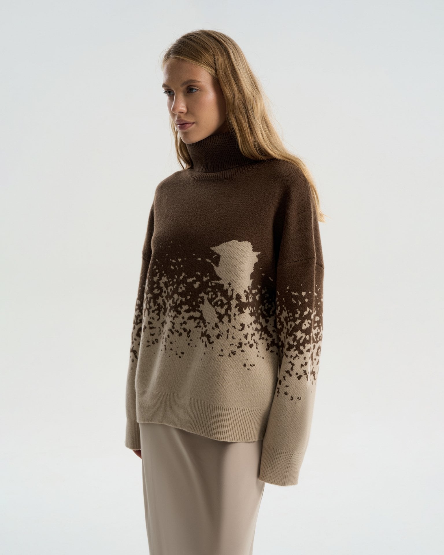 High-neck sweater
