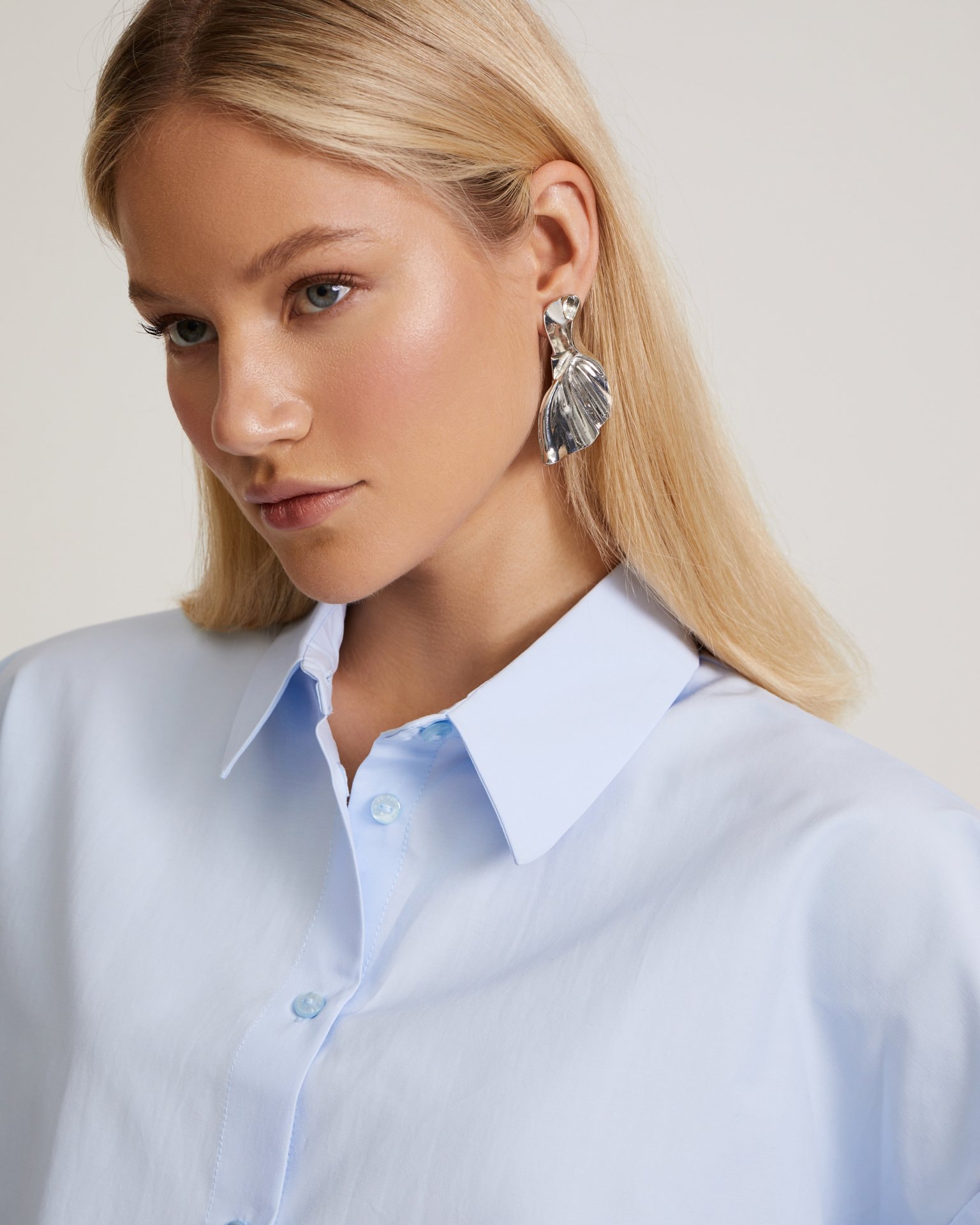 Textured earrings, Silver — photo 3