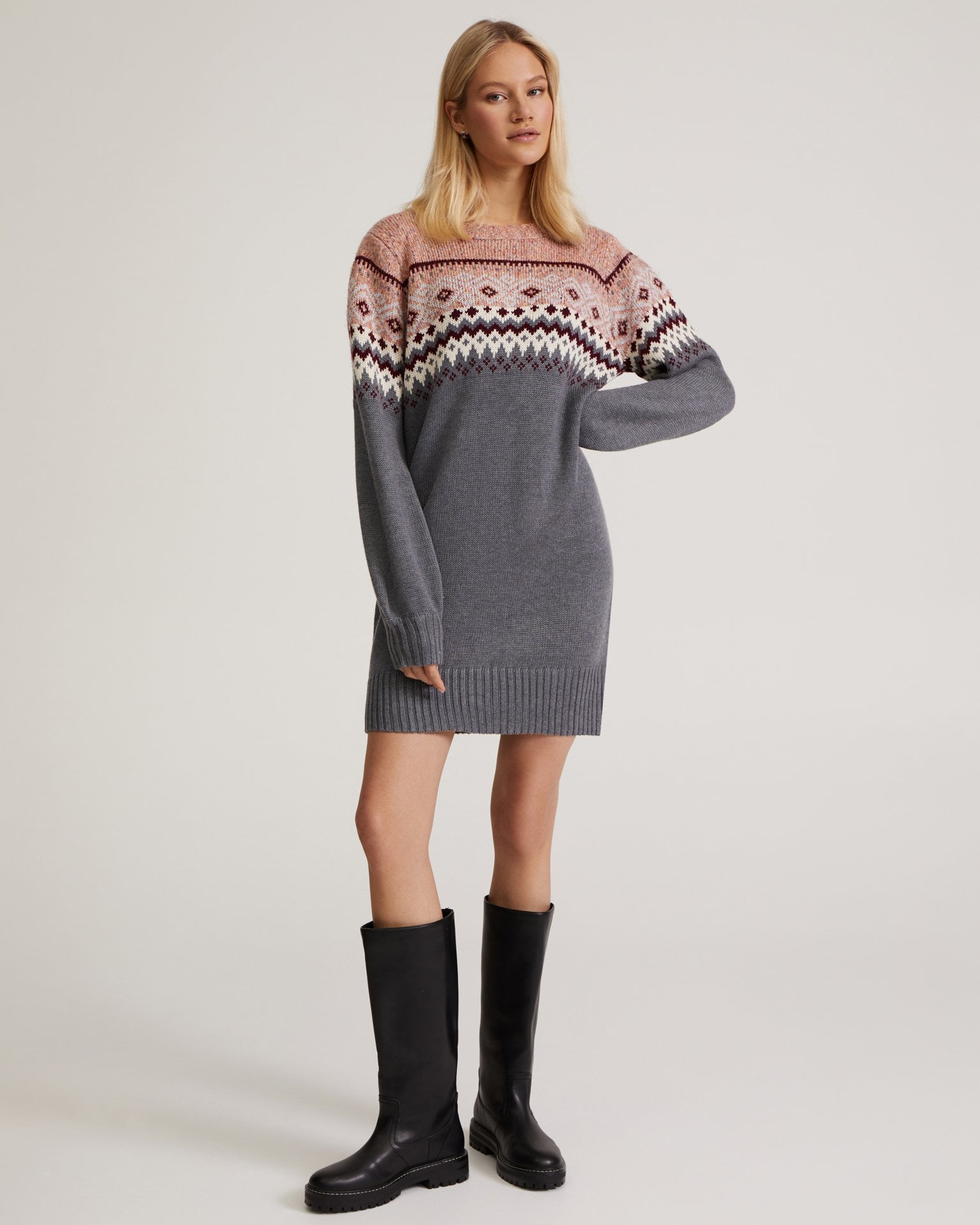 Dress with Scandinavian patterns