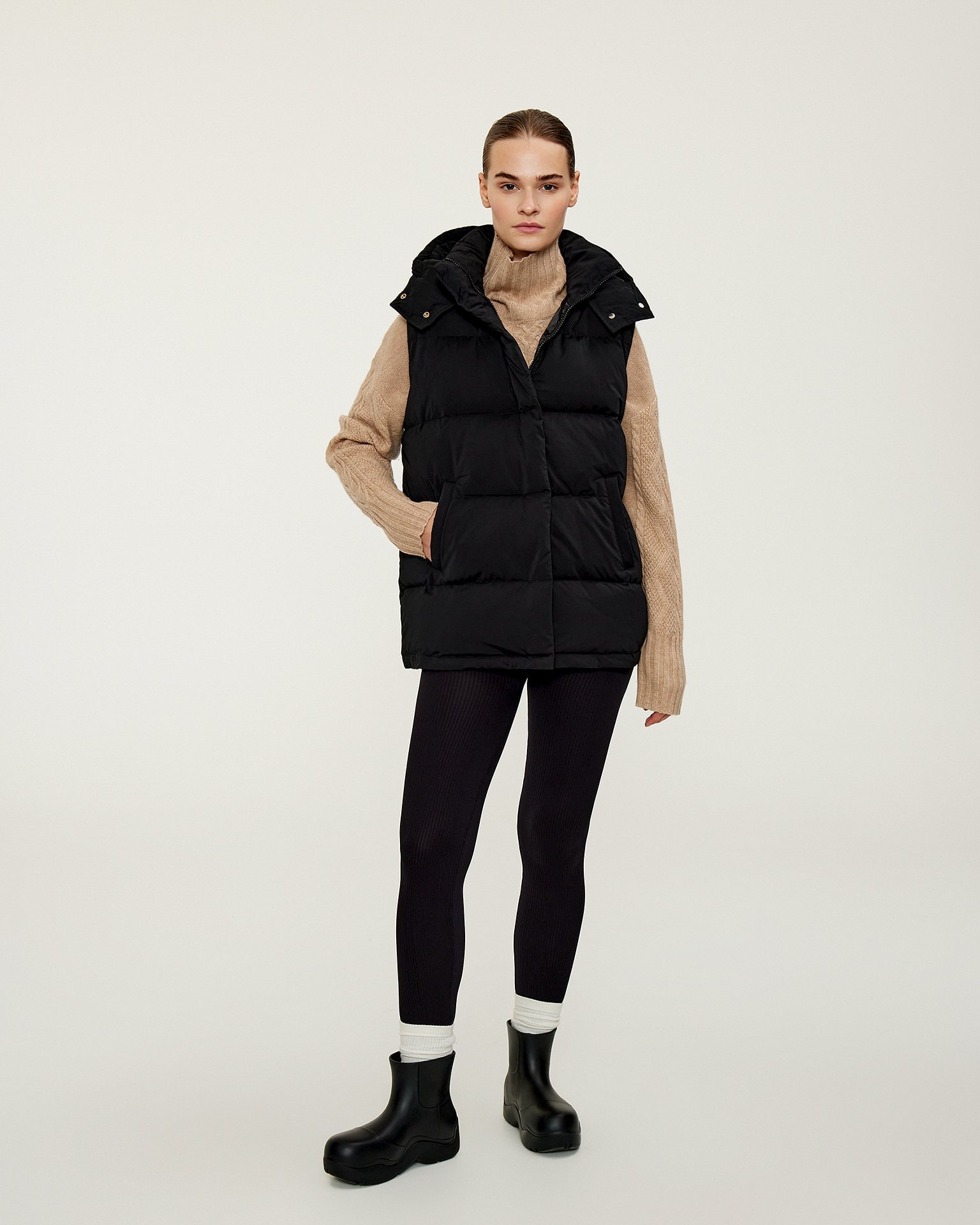 Black vest, Black