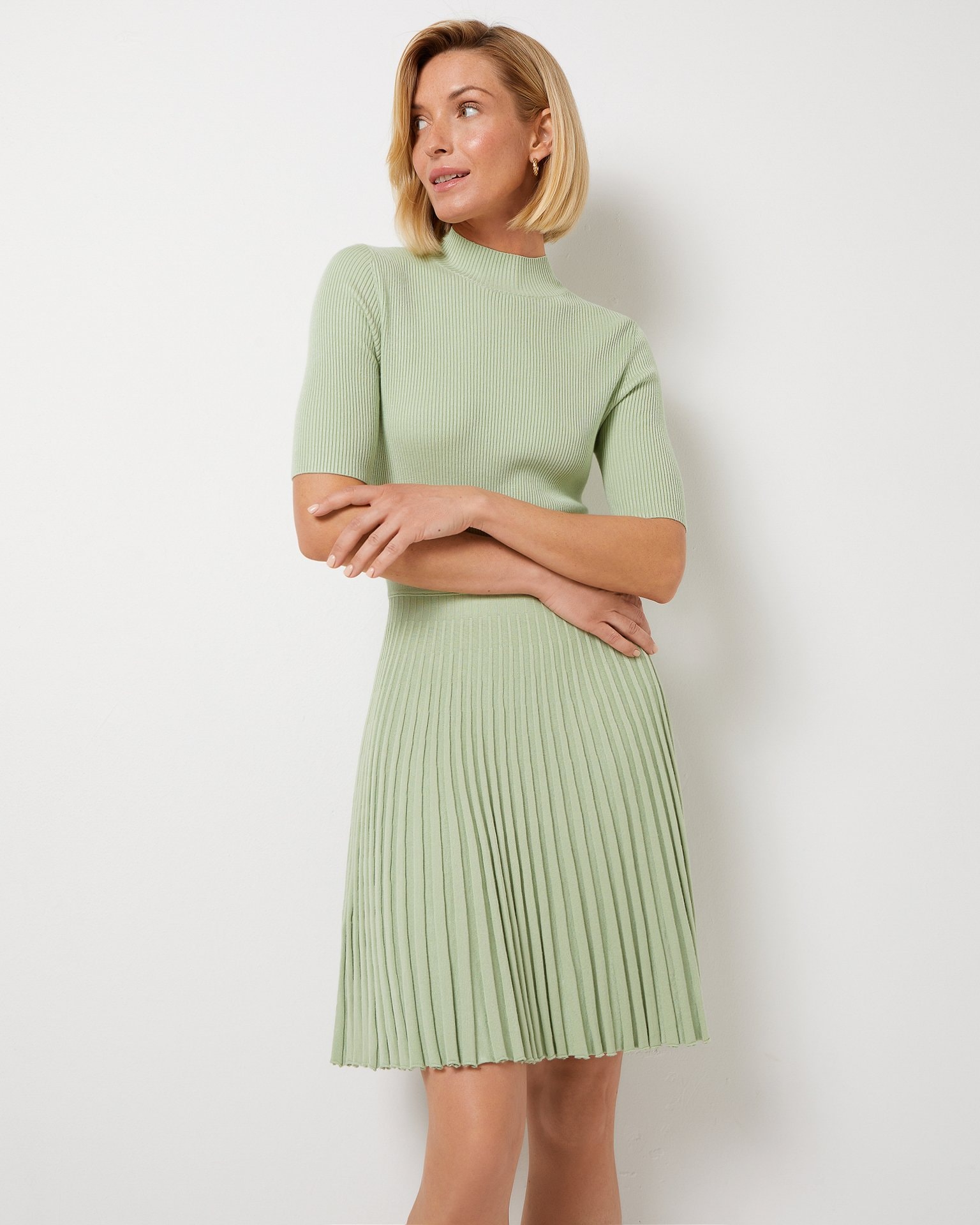 Dress with a pleated skirt, Olive — photo 6