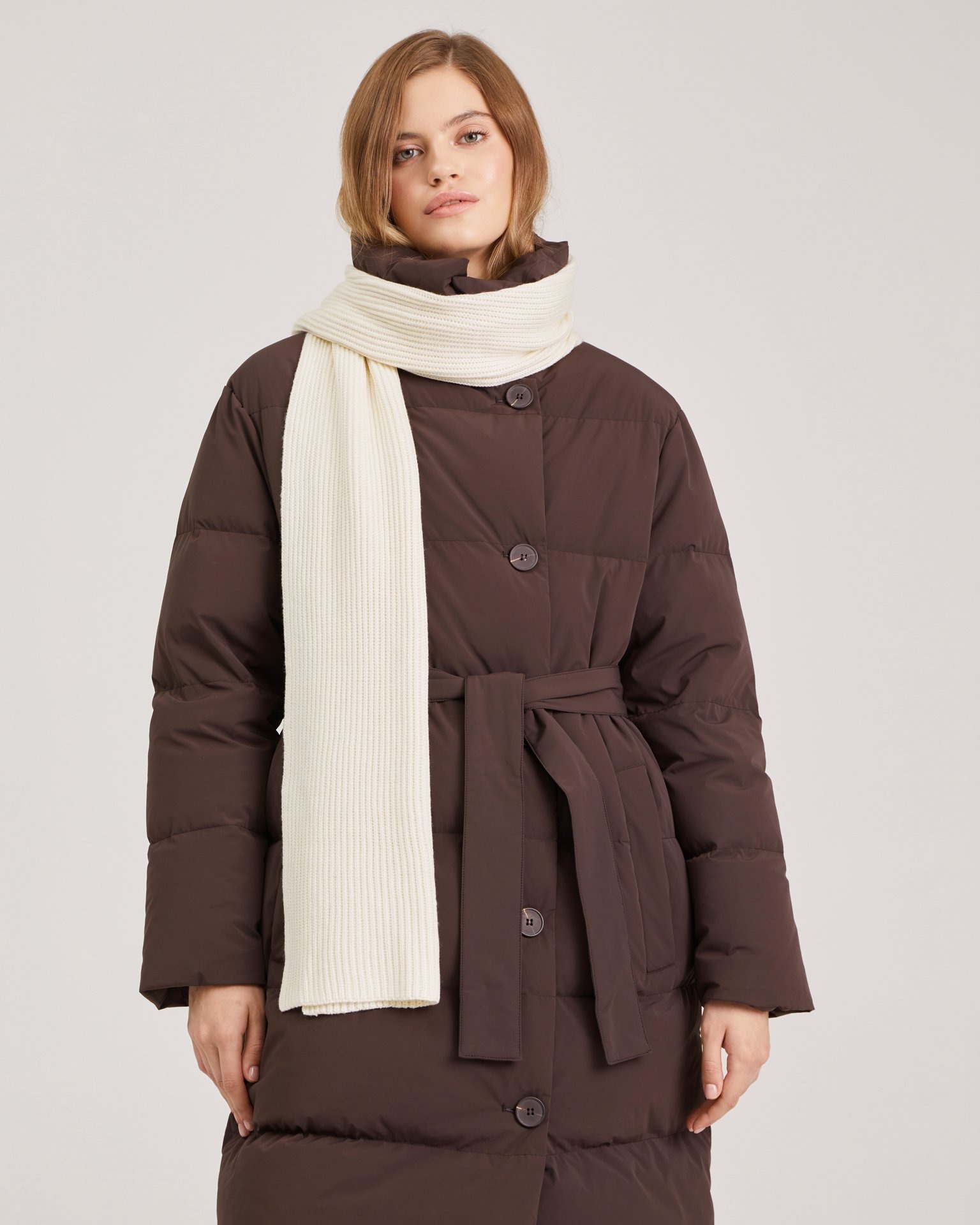 Scarf in a milky shade