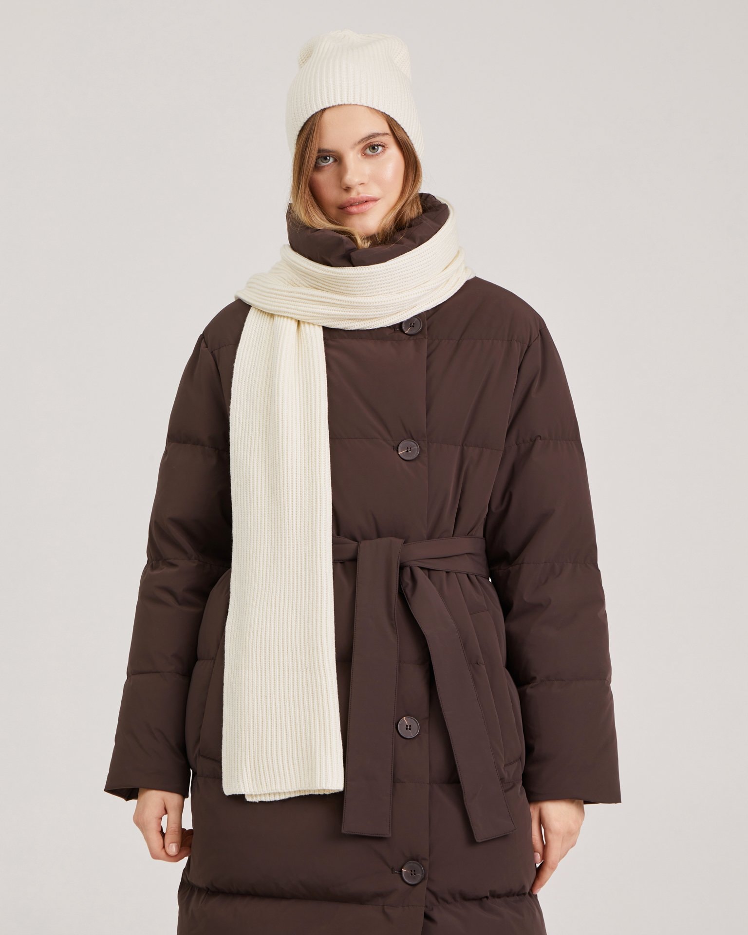 Scarf in a milky shade, Milky — photo 4