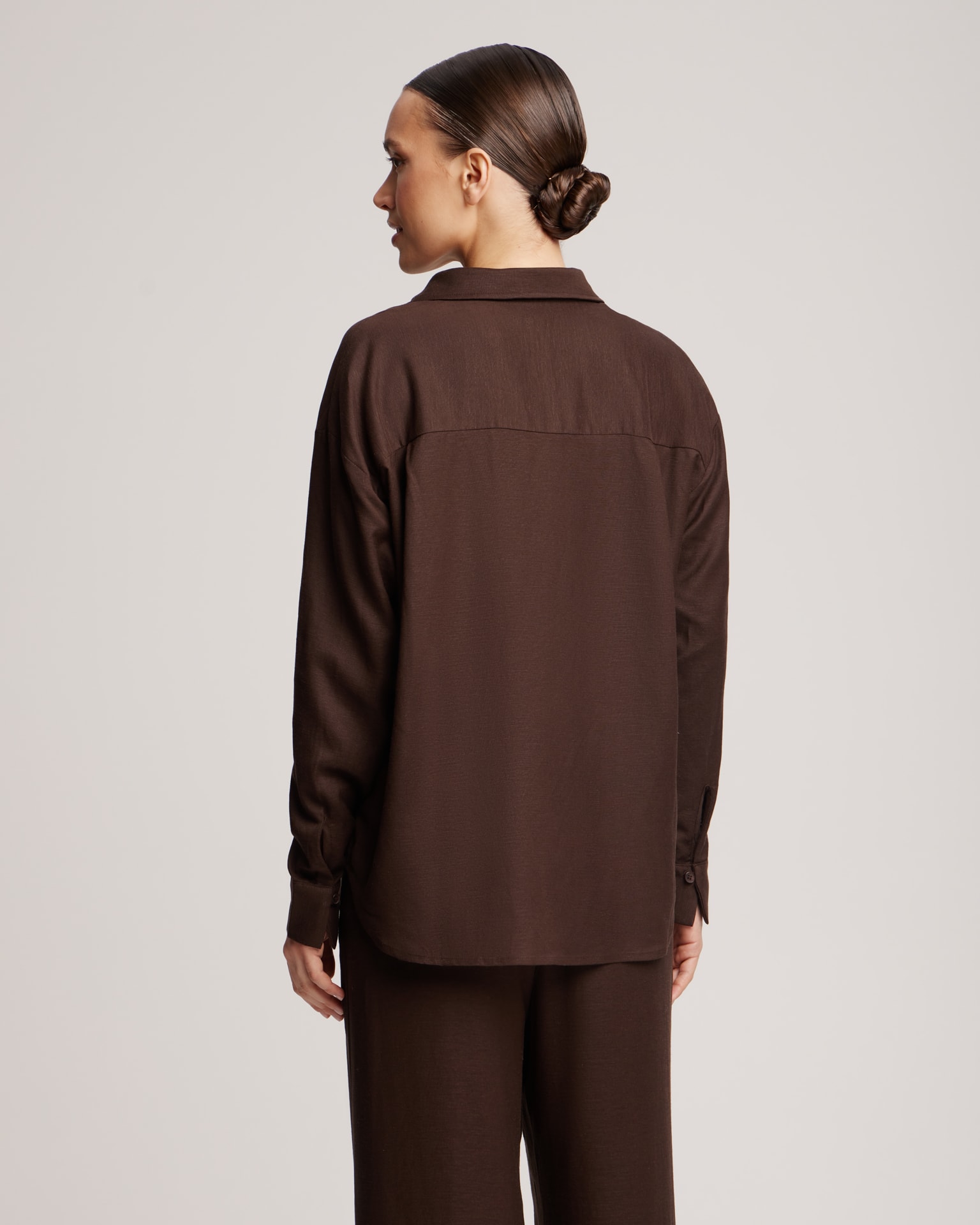 Linen suit with trousers, brown — photo 6